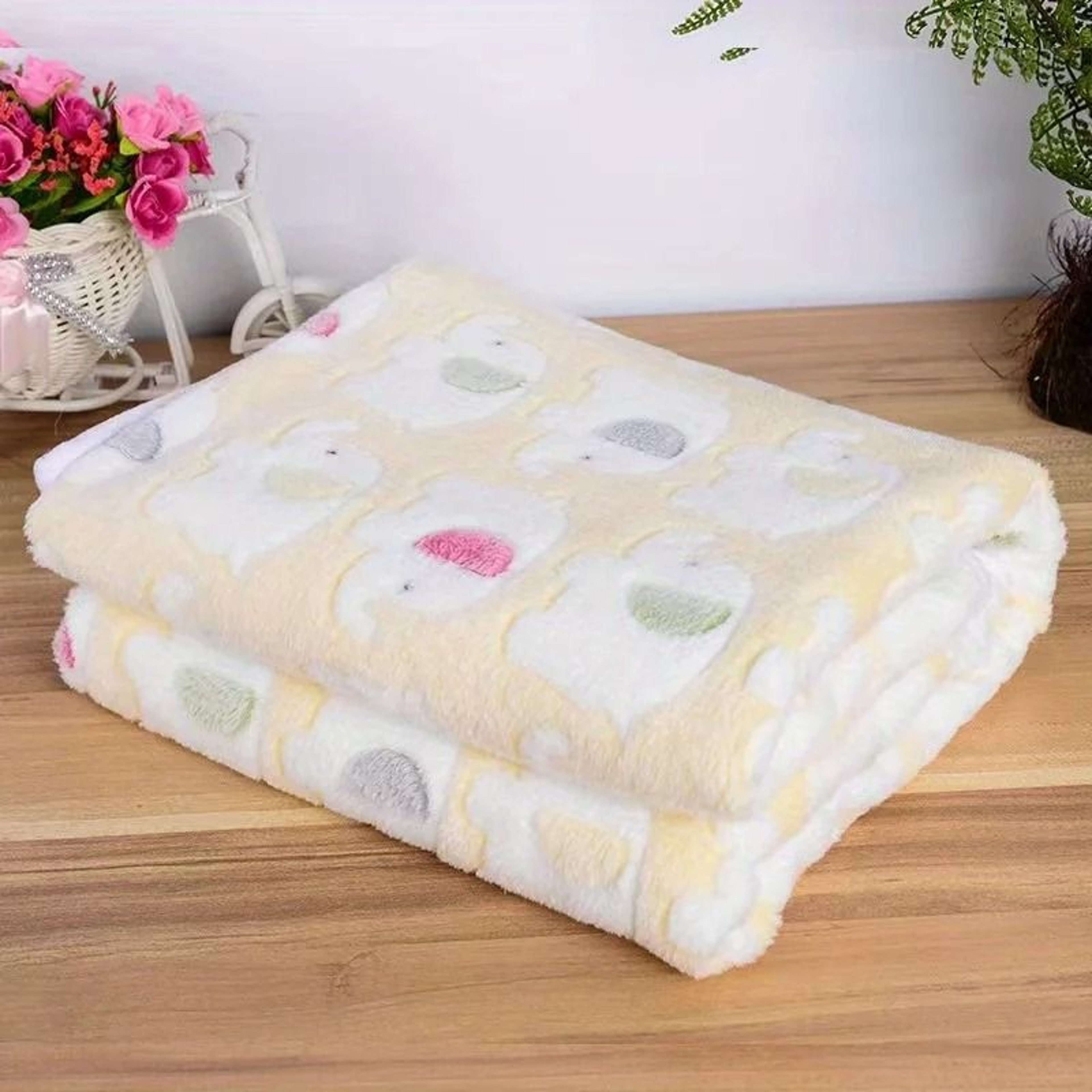 Soft And Cozy Cartoon Elephant Flannel Pet Blanket Throw For Dogs And Cats 8