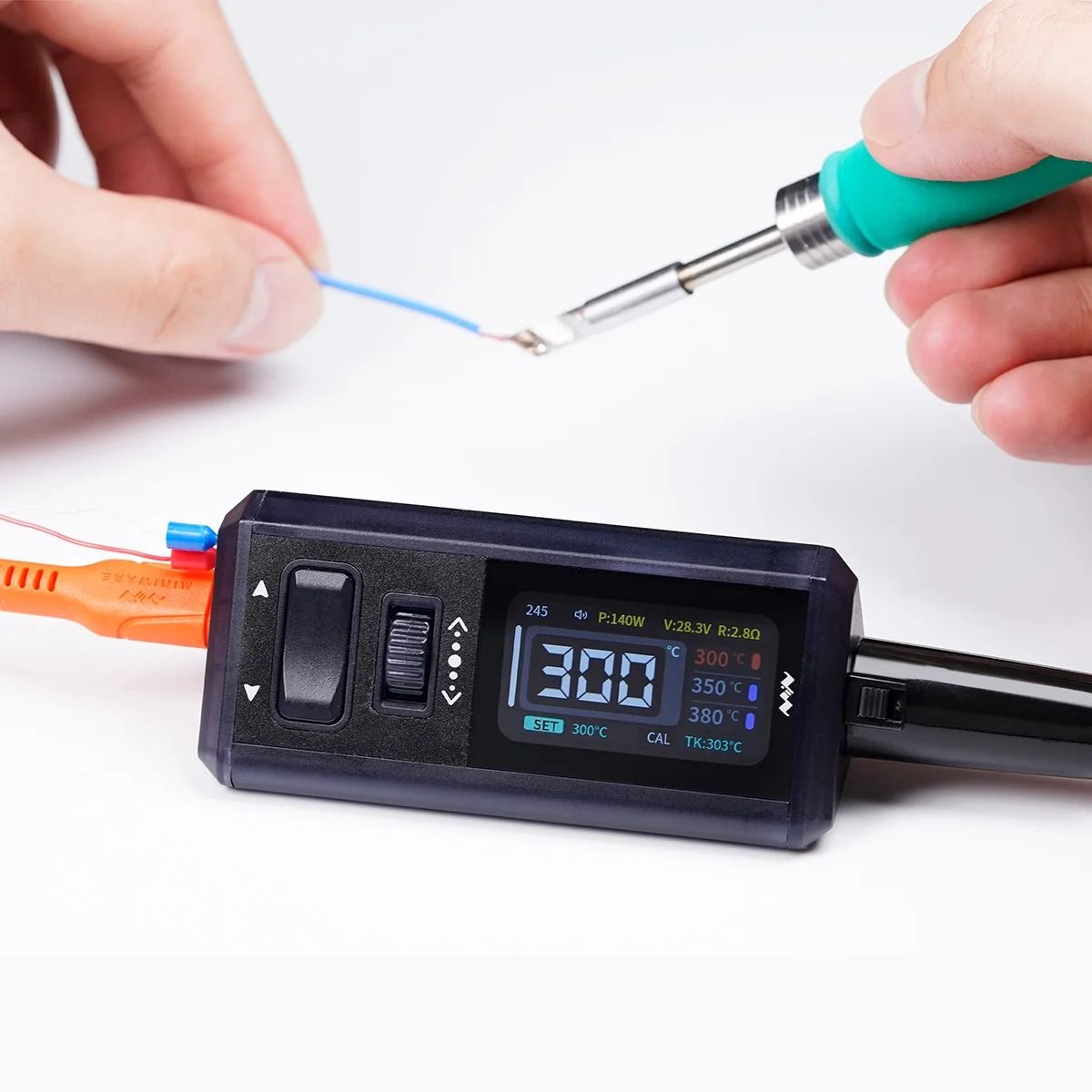 Precision Digital Soldering Station Benchtop Welding System With High Wattage Output 0