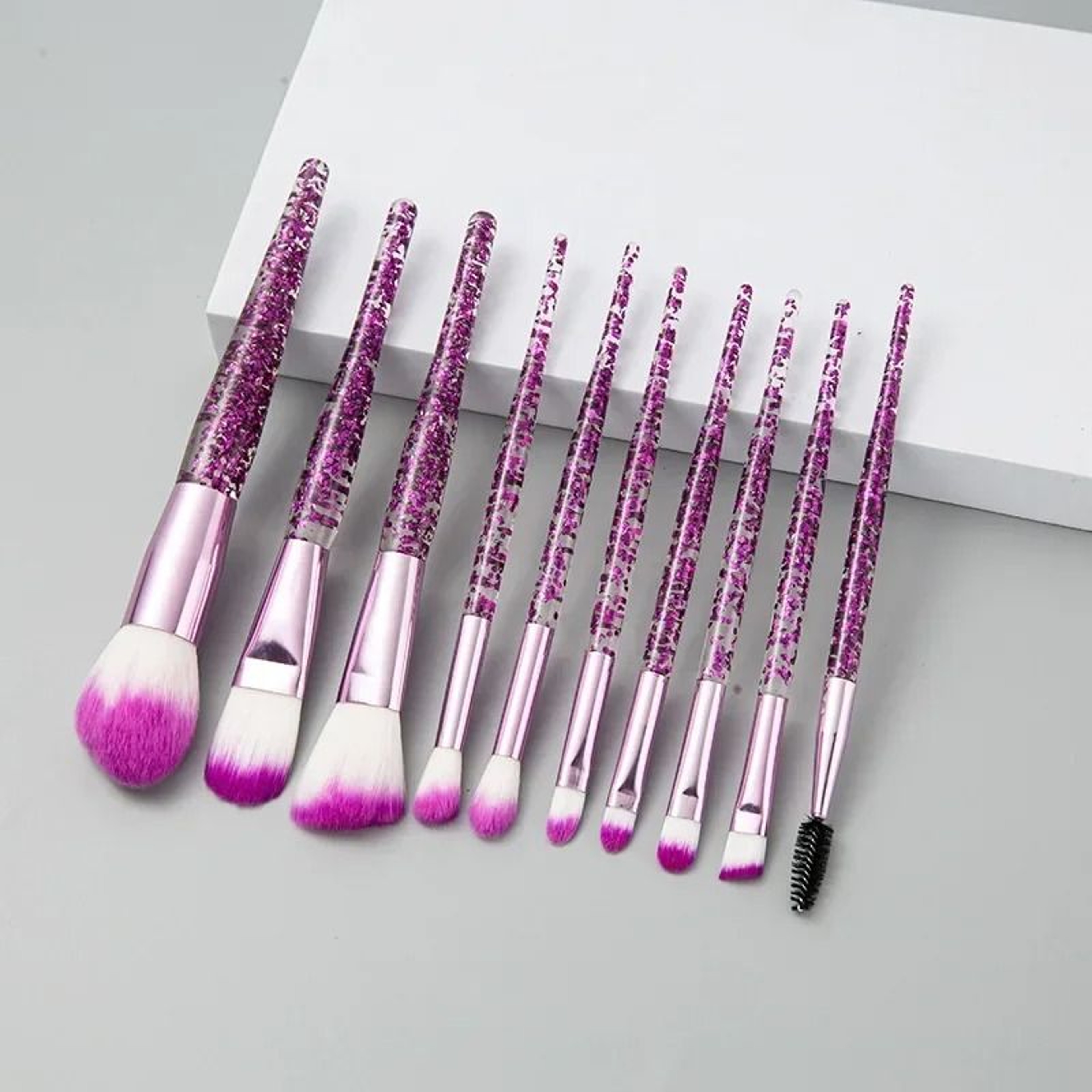 10 Piece Professional Super Soft Makeup Brush Set For Foundation Concealer And Eyeshadow 4