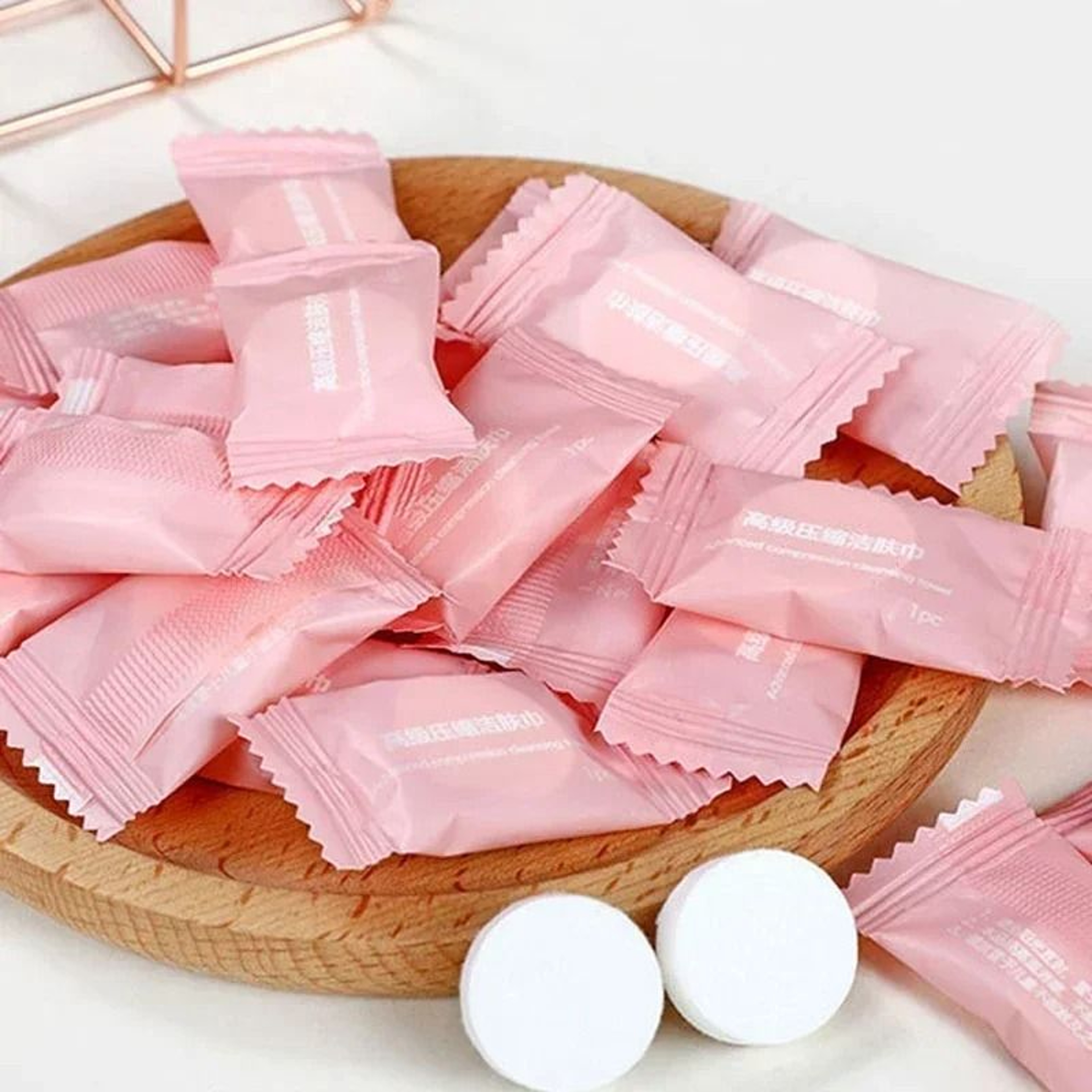 100 Piece Disposable Mini Compressed Towel Capsule Tablets For Travel And Facial Care 7