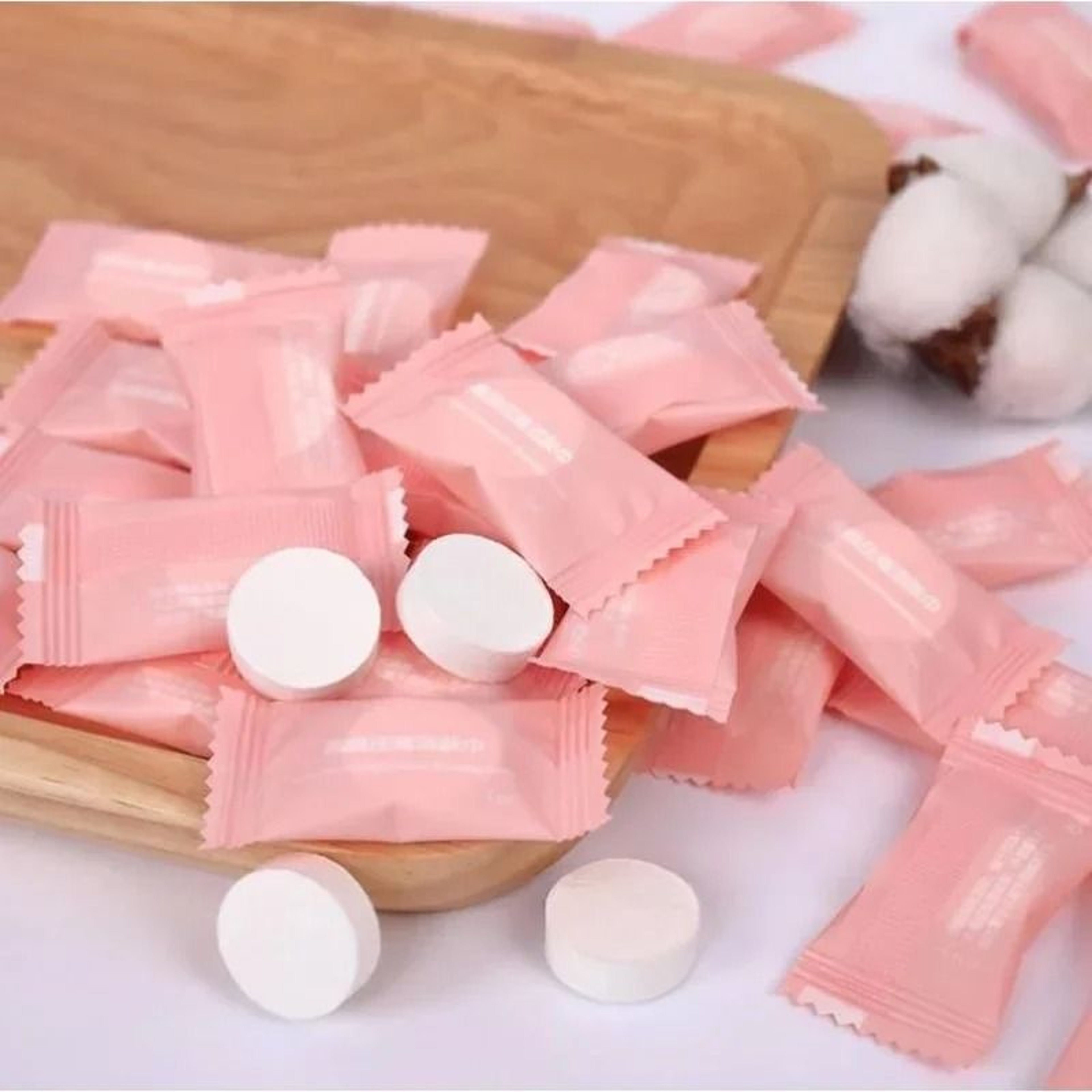 10 To 100 Piece Disposable Mini Compressed Towel Tablets For Outdoor Travel And Facial Care 1