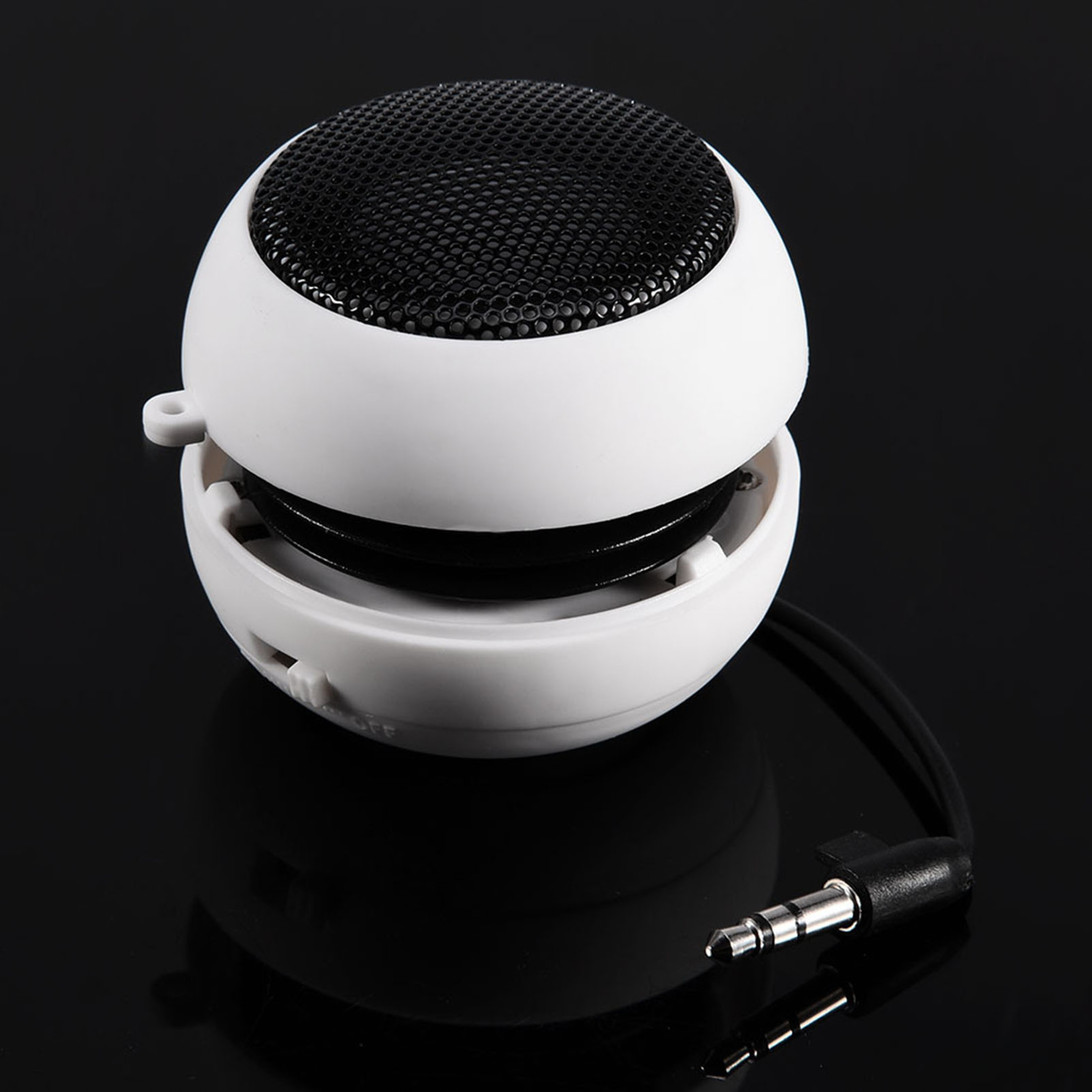 Mini Portable Travel Speaker with Rechargeable Battery – view 2