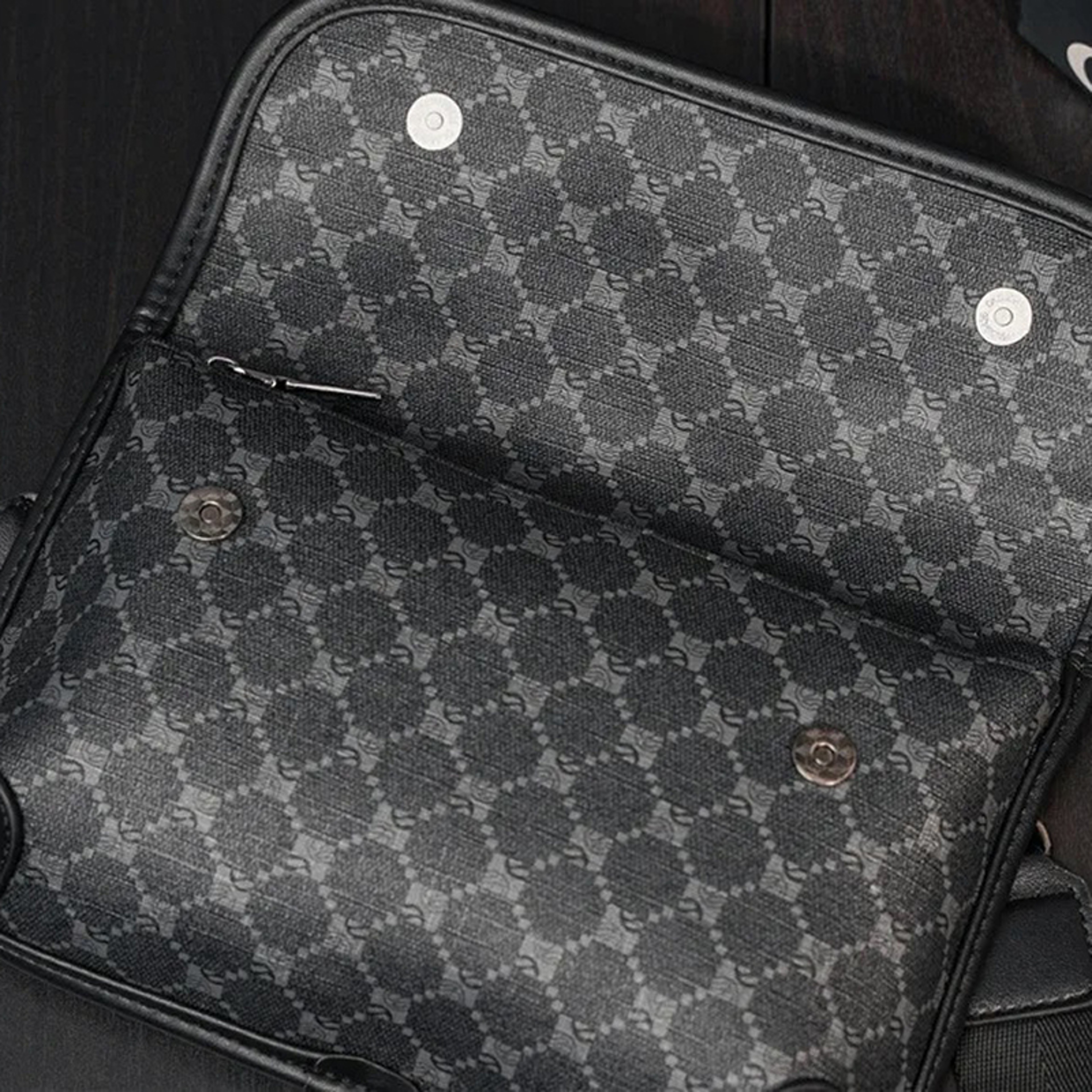 Mens Sling Bag Phone Waist Bag Crossbody Chest Pack For Daily Travel 6