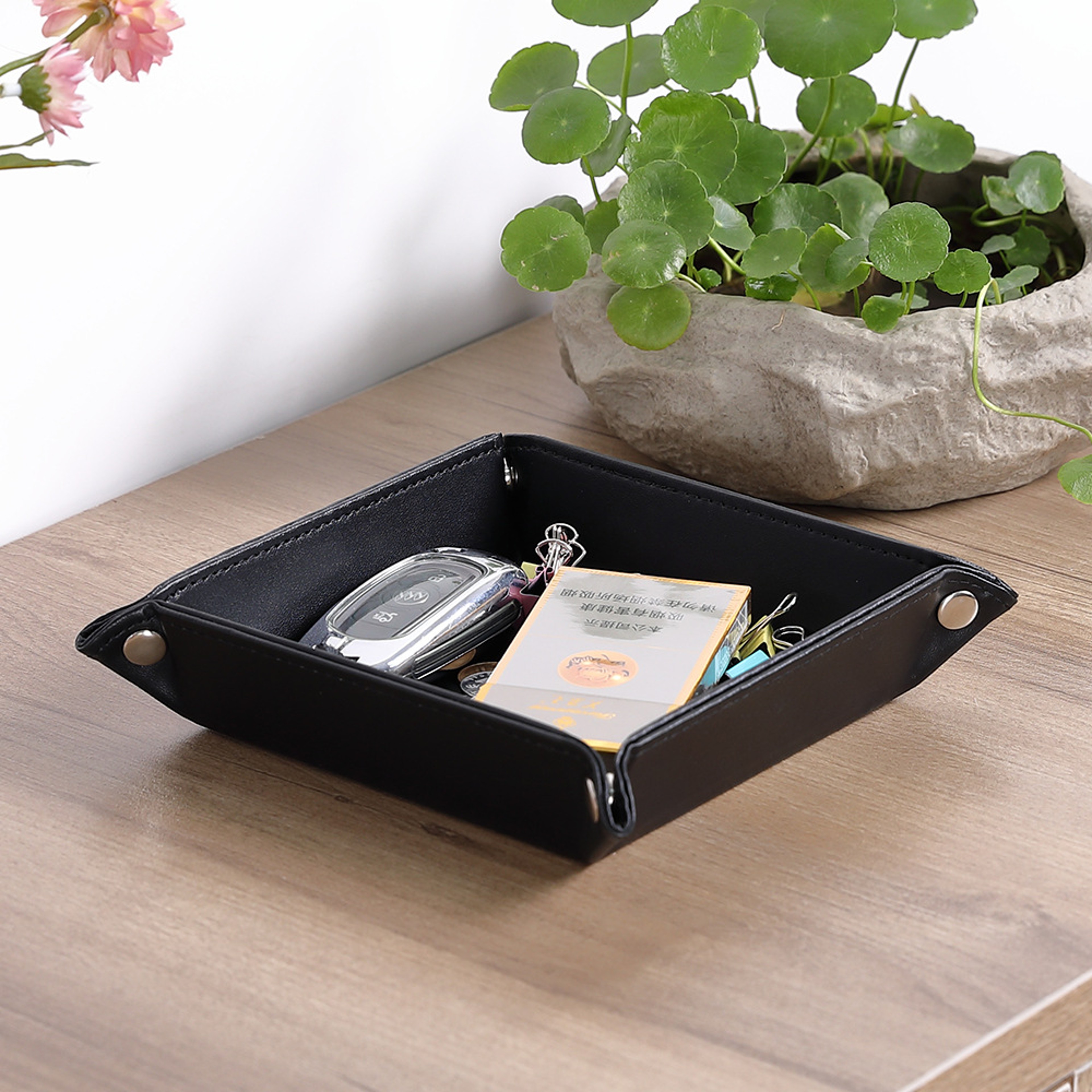 Faux Leather Nightstand Storage Tray Organizer With Compartments Tabletop Tray For Keys Glasses Stationery Durable – view 10