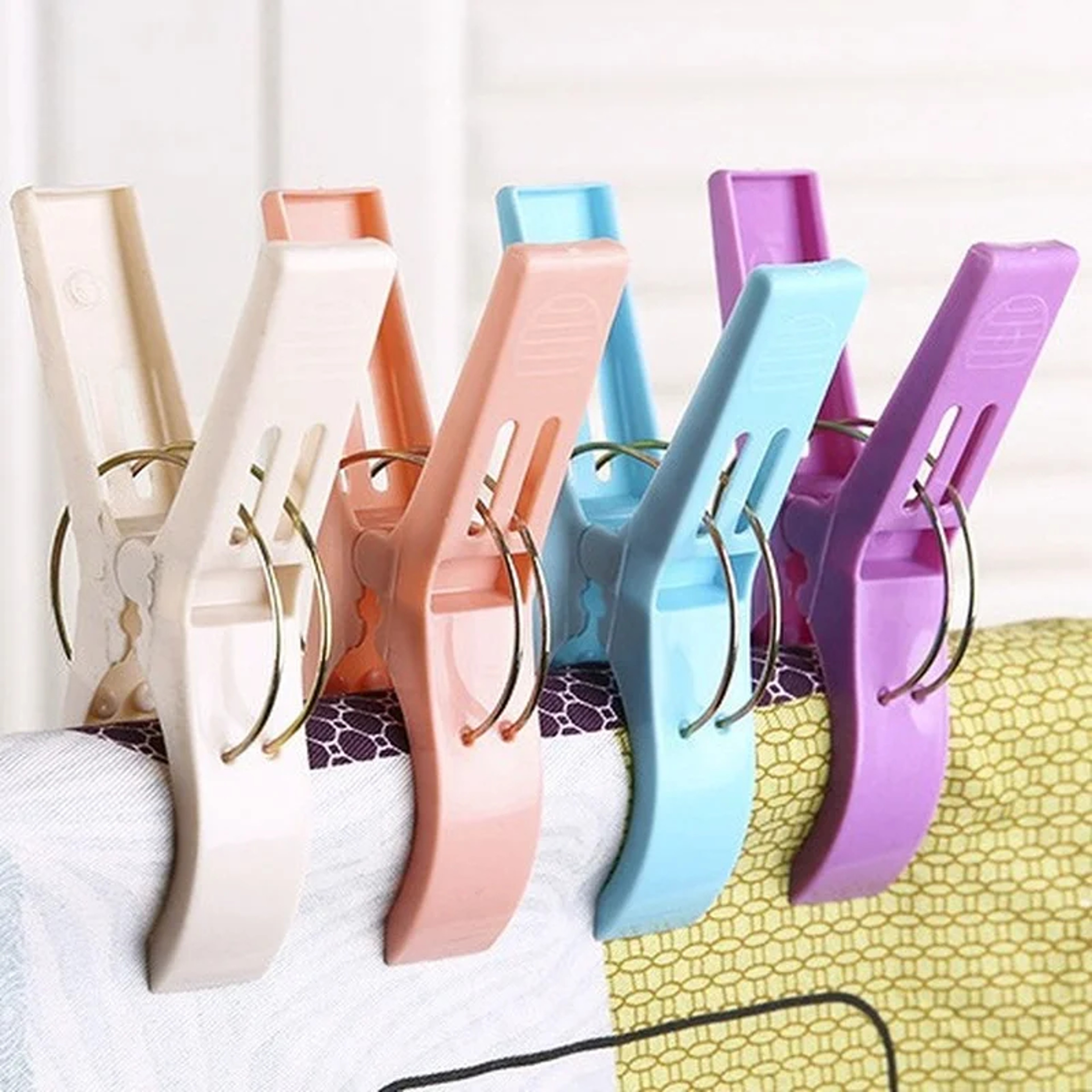 Large Hanger Clips 4Pcs/set Spring Clamp Plastic Clothes Pins Windproof Beach Towel Powerful Clothespins Quilt Clip – view 2