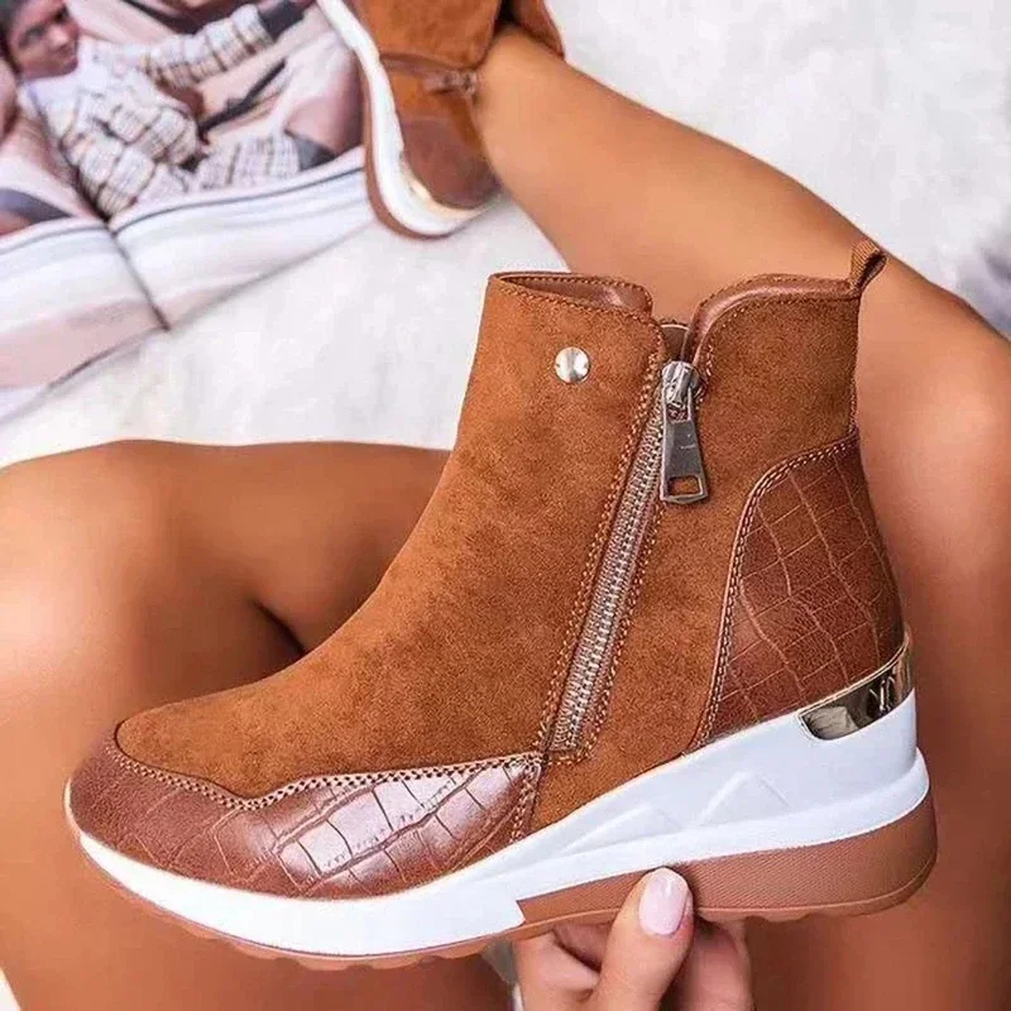 Chunky Sneakers Women High Top Vulcanize Shoes Autumn Platform Wedges Zipper Female Shoes Plus Size 0