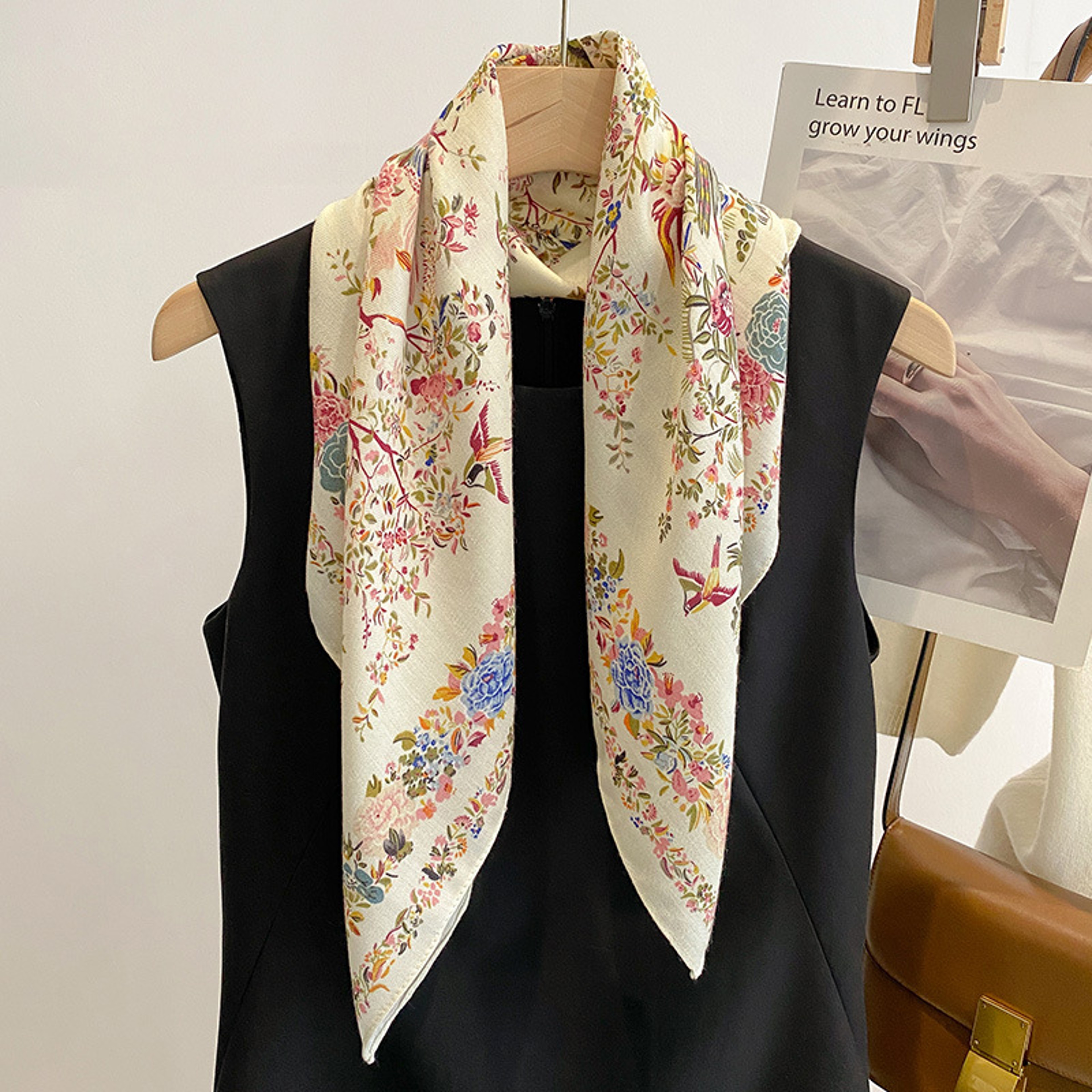 New Pure Cotton Women Scarf Square Foulard Ladys Neck Hair Scarves Design Printed Head Kerchief Fas 0