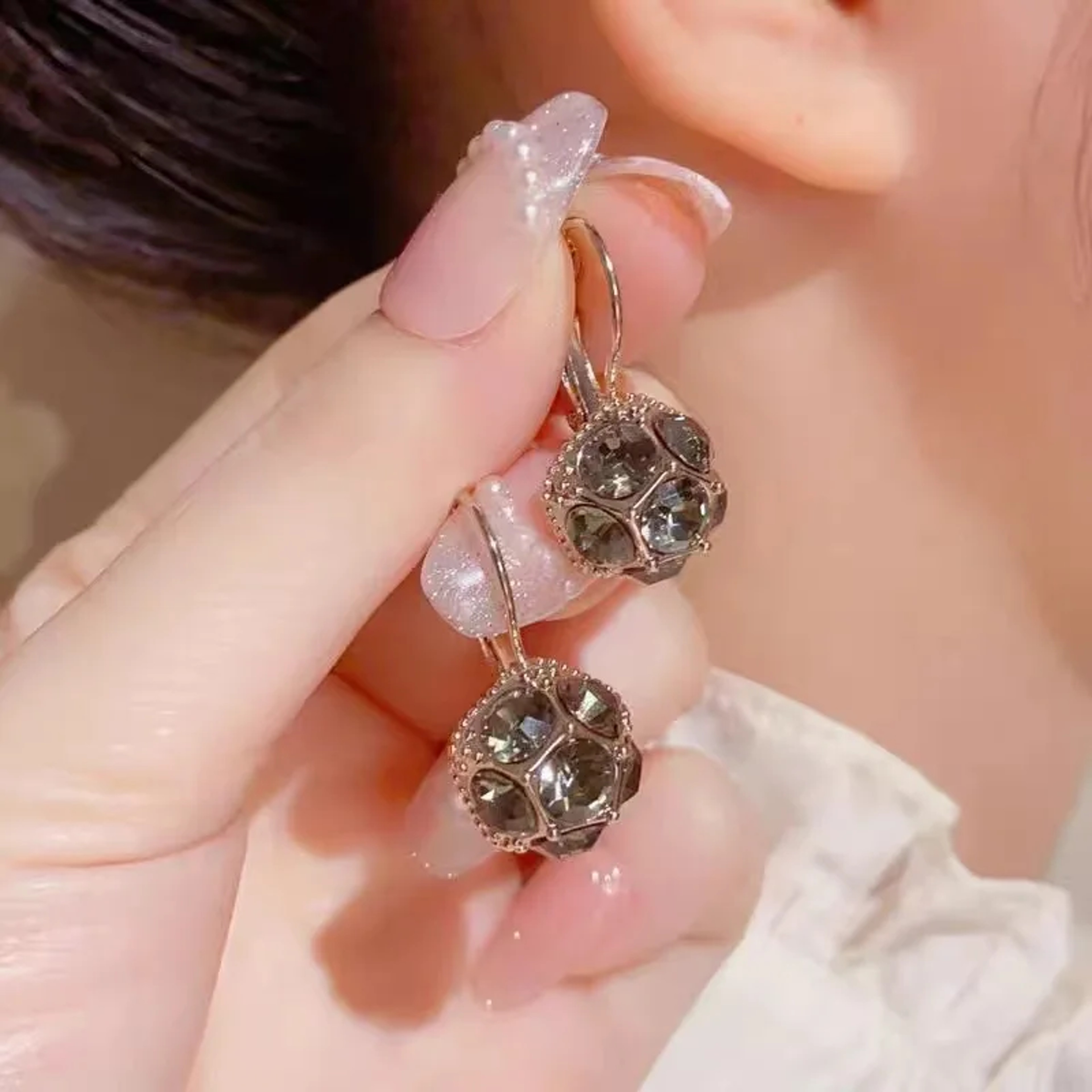 Trendy Ocean Shell Texture Stud Earrings New Exaggeration Design For Women Personalized Jewelry Acc 9