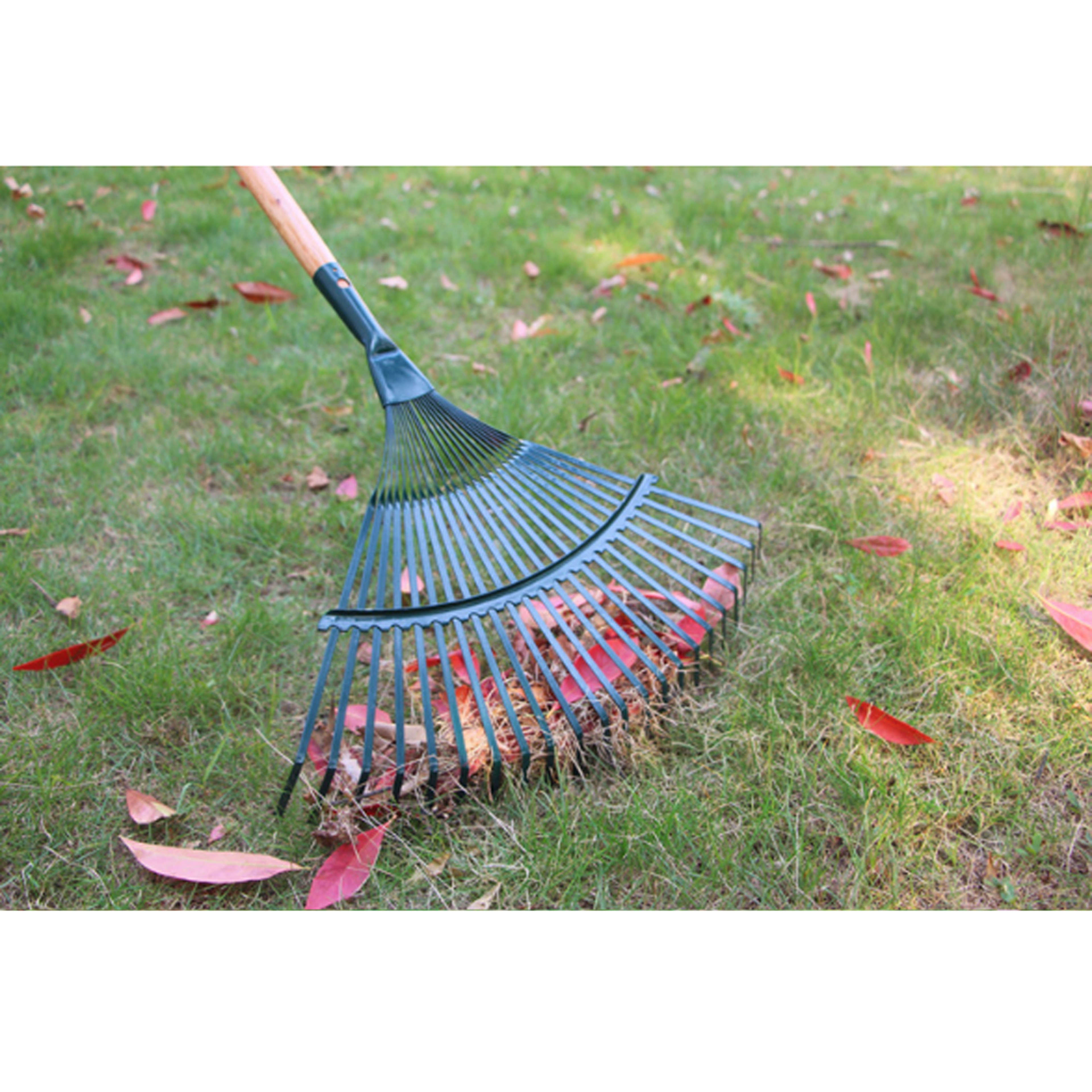 Reliable Garden Leaf Rake Iron Potting Rake For Grass Farming Durable Gardening Tool For Gardeners  2