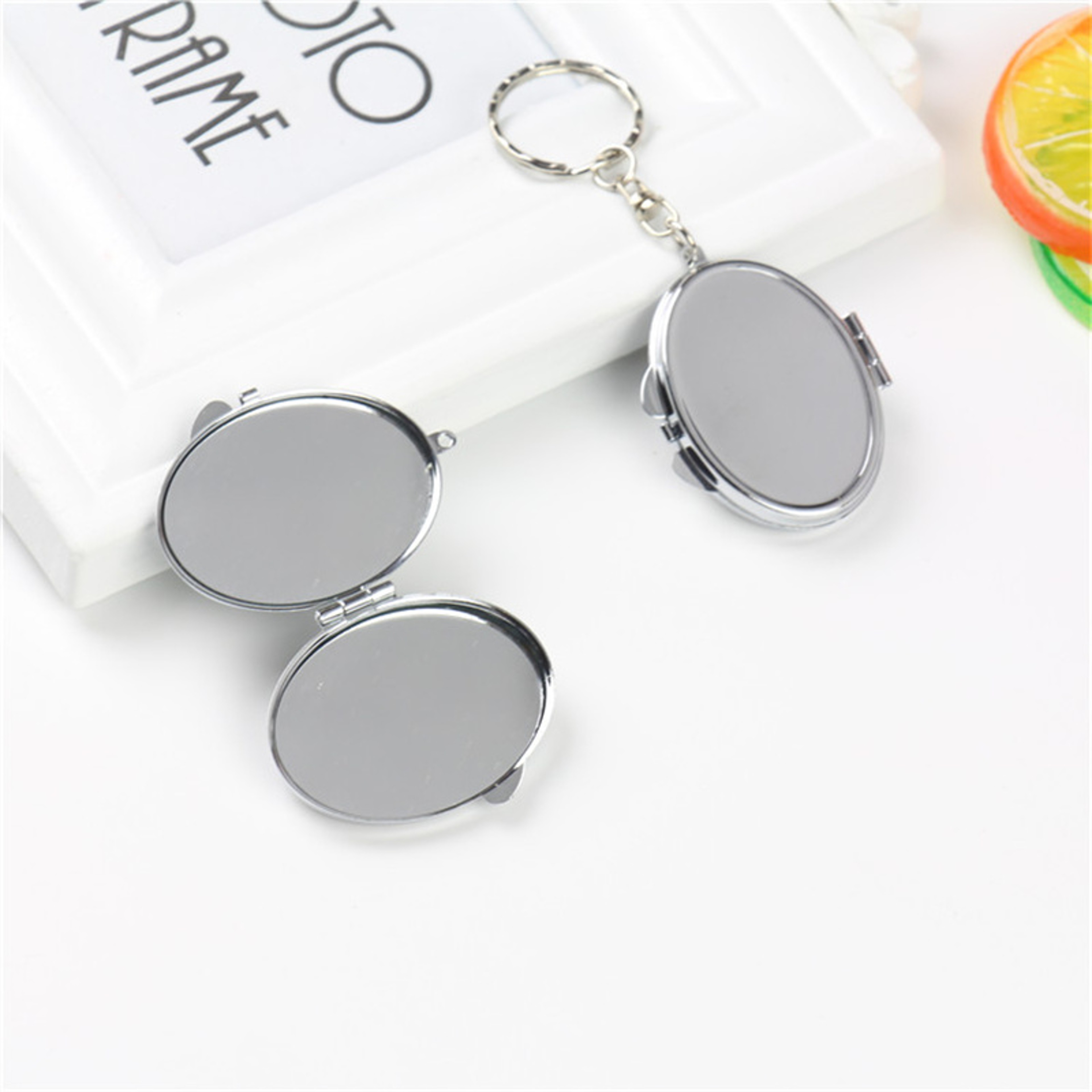 Compact Pocket Mirror with Key Ring, Portable Folding Makeup Mirror, Key Chain Cosmetic Mirror – view 9