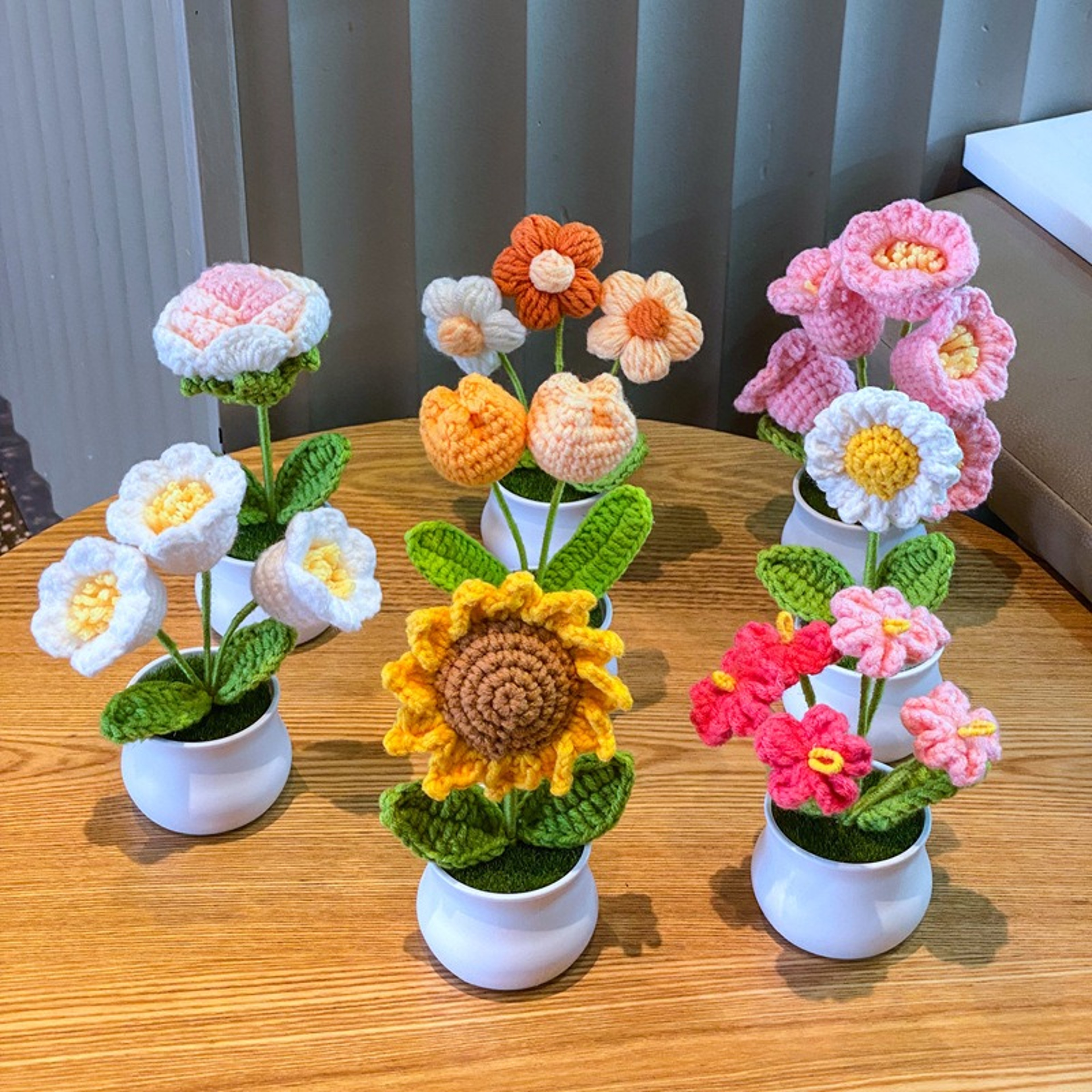 Handwoven DIY Mini Rose Potted Flower Woolen Thread Finished Home Decor For Office And Desktop 1