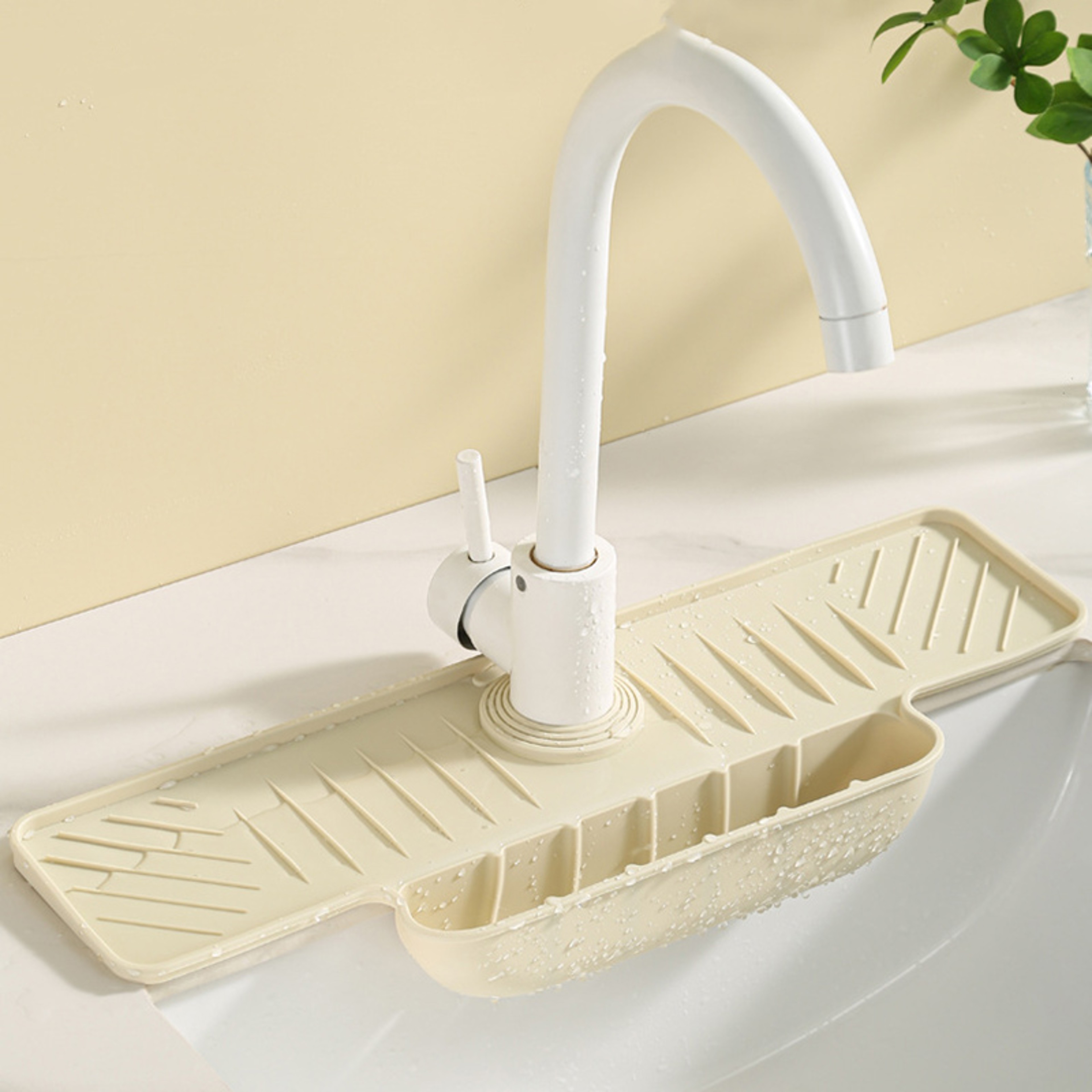 Kitchen Sink Drain Pad Silicone, Wash Basin Drain Pocket Long Pad, Non Slip Water Flow Guide Deposit Pad – view 2