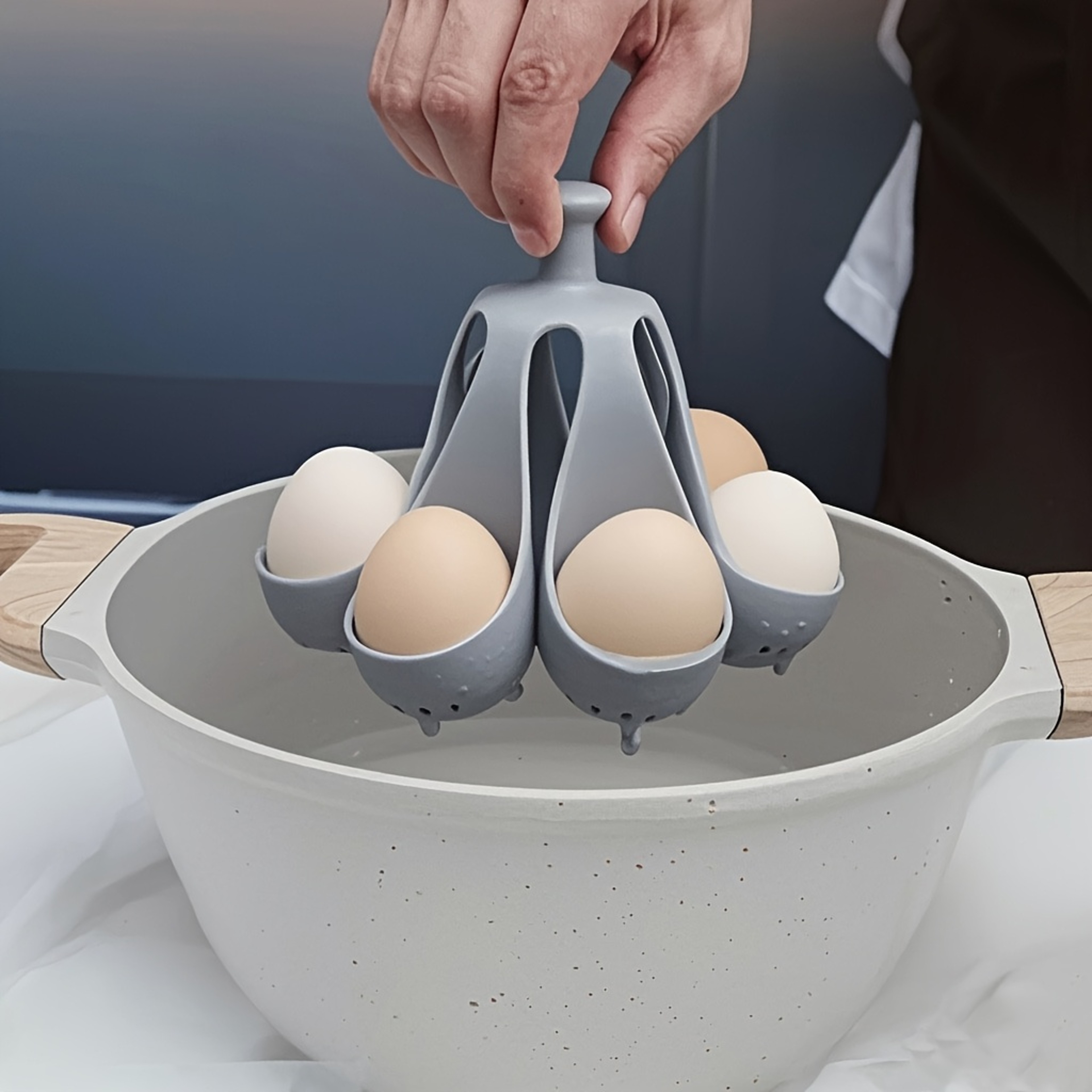 Silicone Egg Cooker For Home Kitchen HighTemperature Resistant Egg Holder Perfect For Steaming Eggs 2