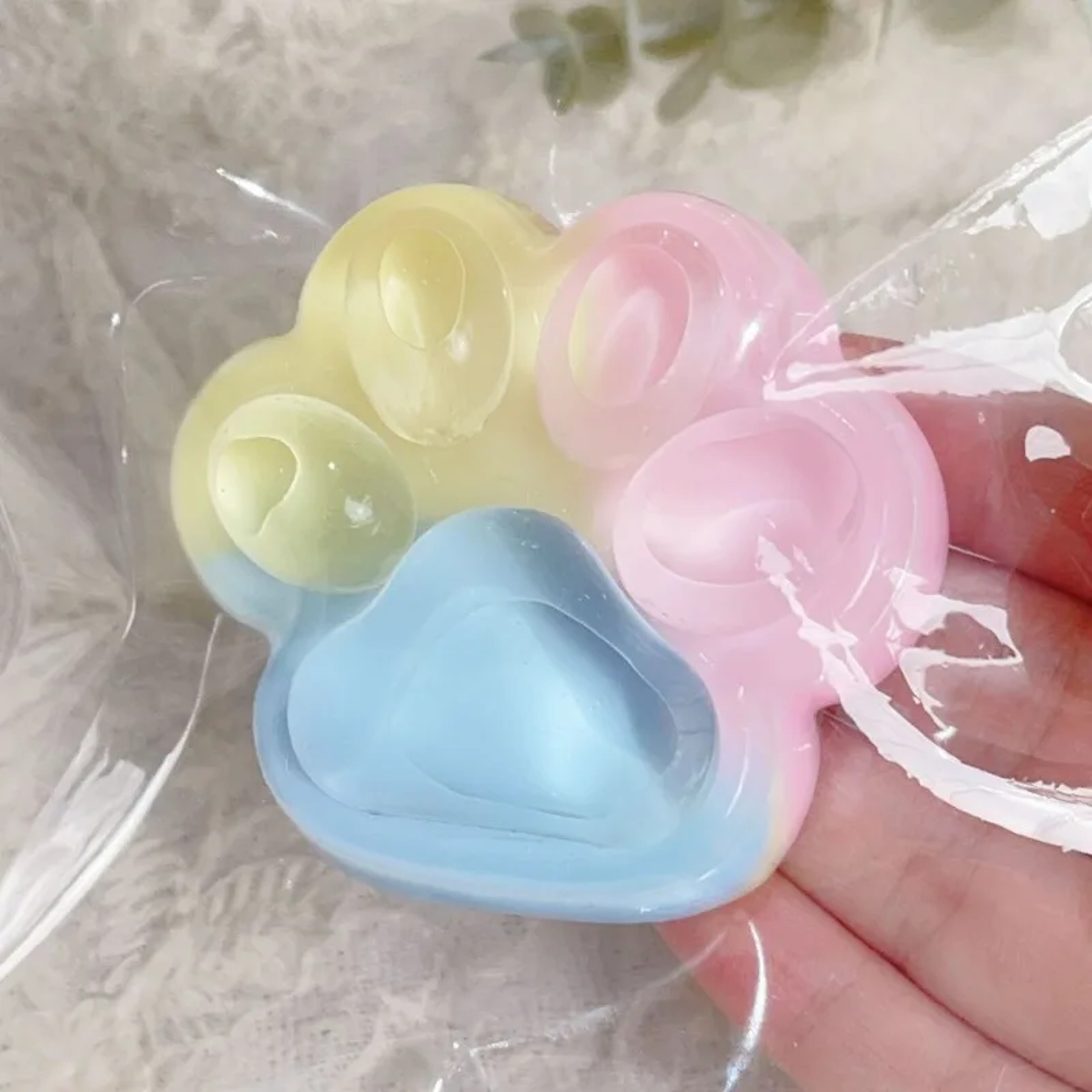 Cute Rainbow Cat Paw Soft Pinch Stress Relief Toy Slow Rebound Three Color Cat Paw Gift – view 7
