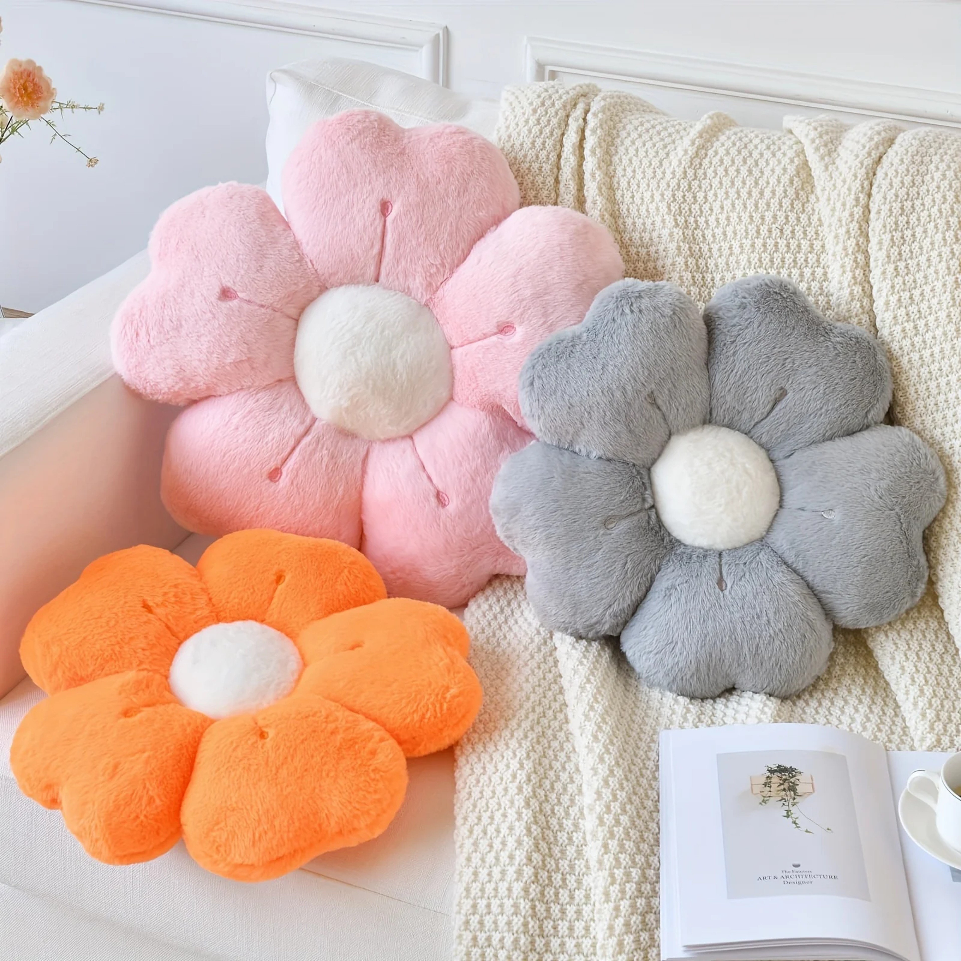Comfortable Plush Pillow Daisy Flower Shaped Decorative Pad For Sofa And Bed Soft Polyester Fabric 1