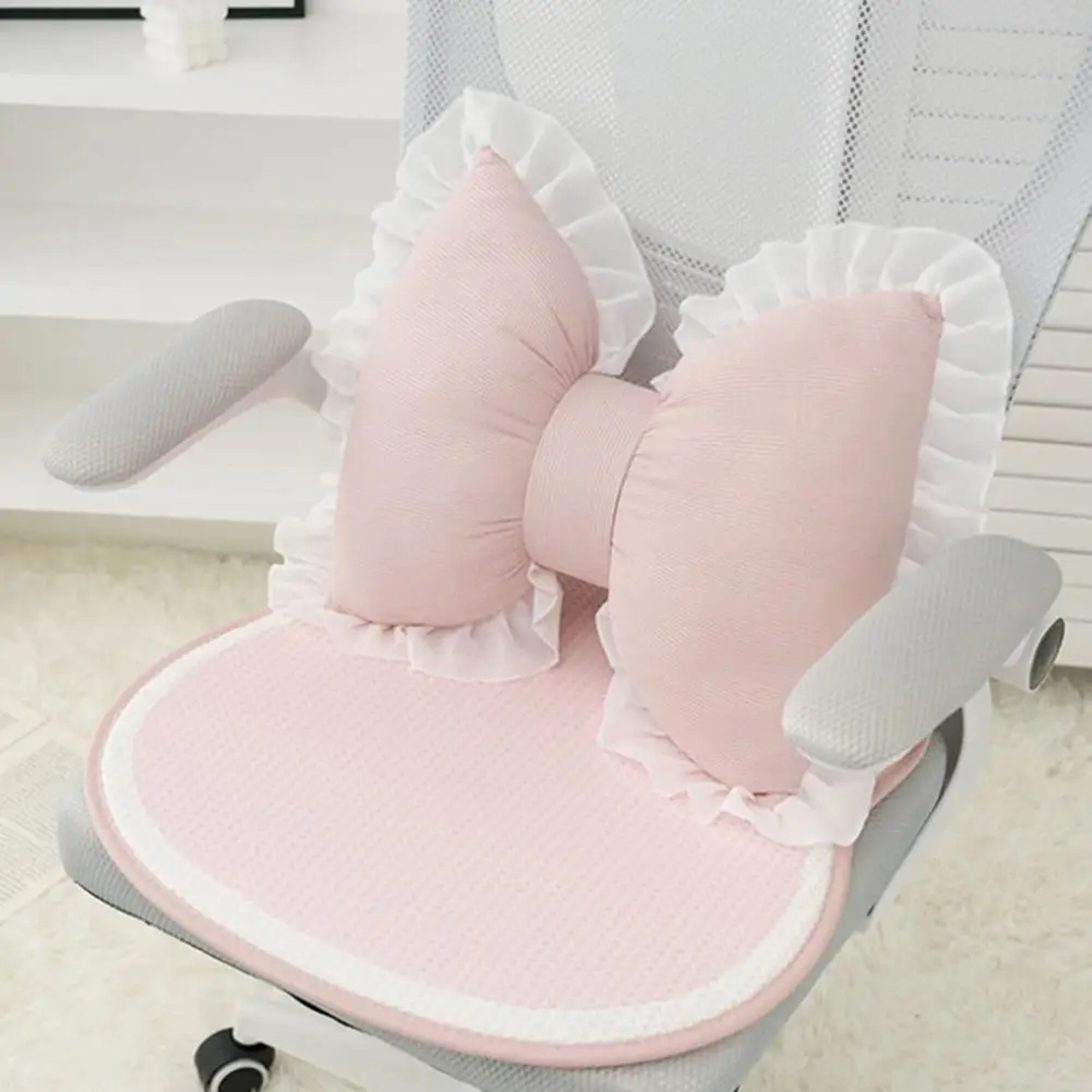 Plush PP Cotton Sofa Pillow With Pink Bow Lace Decoration Bed Sofa Support Pillow Car Seat Matching 0