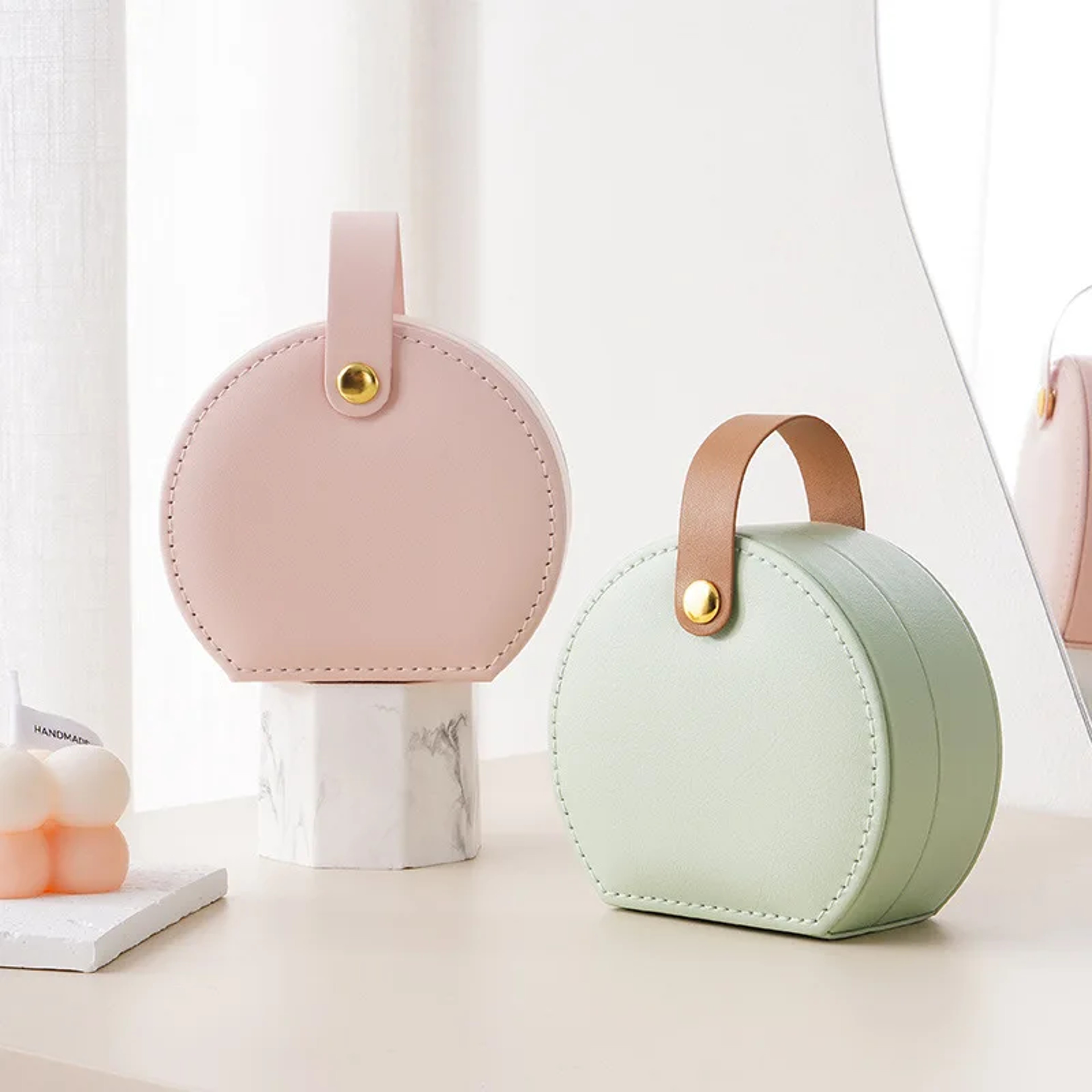 Portable Jewelry Organizer Leather Travel Case Mini Jewelry Box for Rings Earrings Necklace Storage Display Handbag – view 3