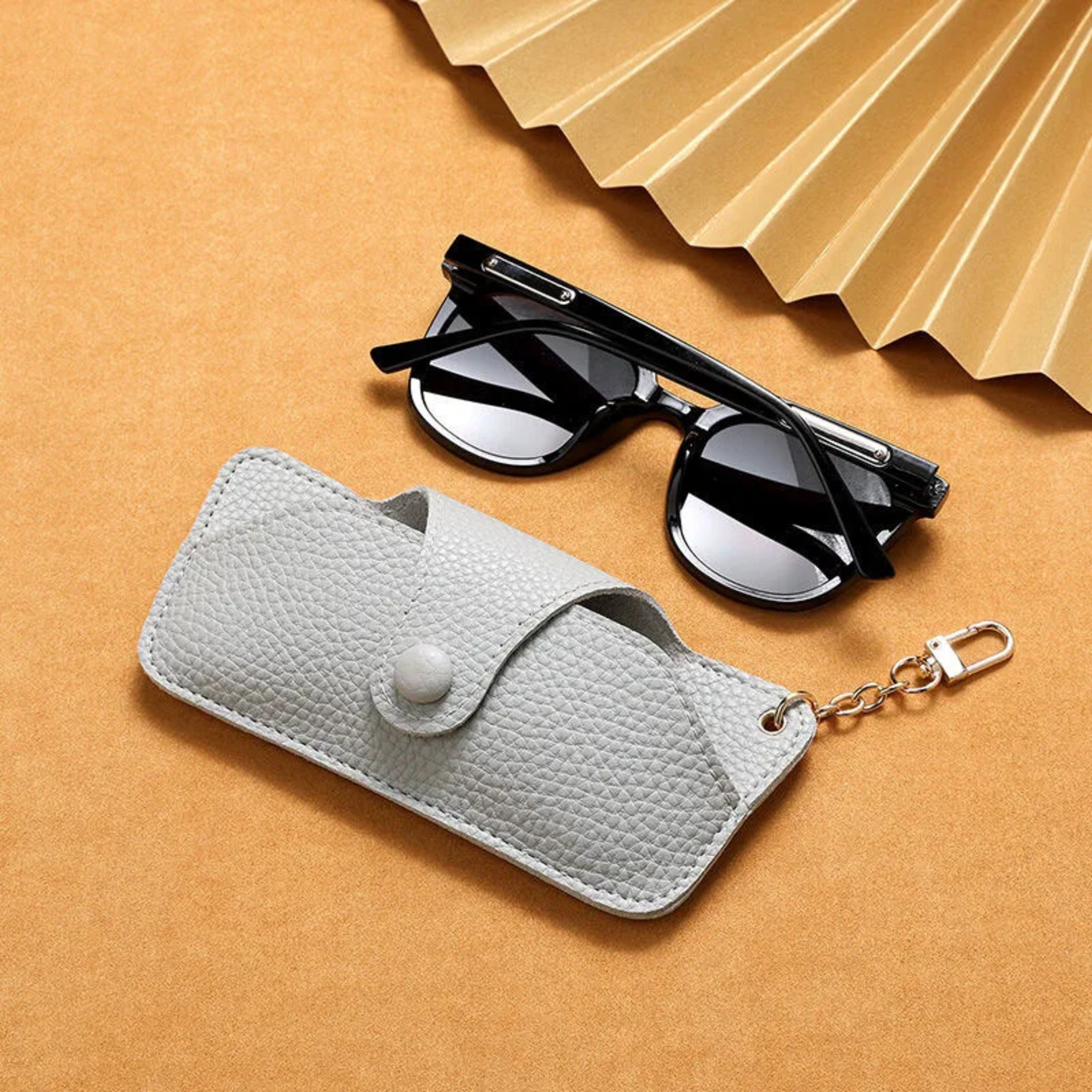 Retro Handmade PU Leather Sunglasses Case Portable Glasses Bag With Lanyard Simple Storage Box 7
