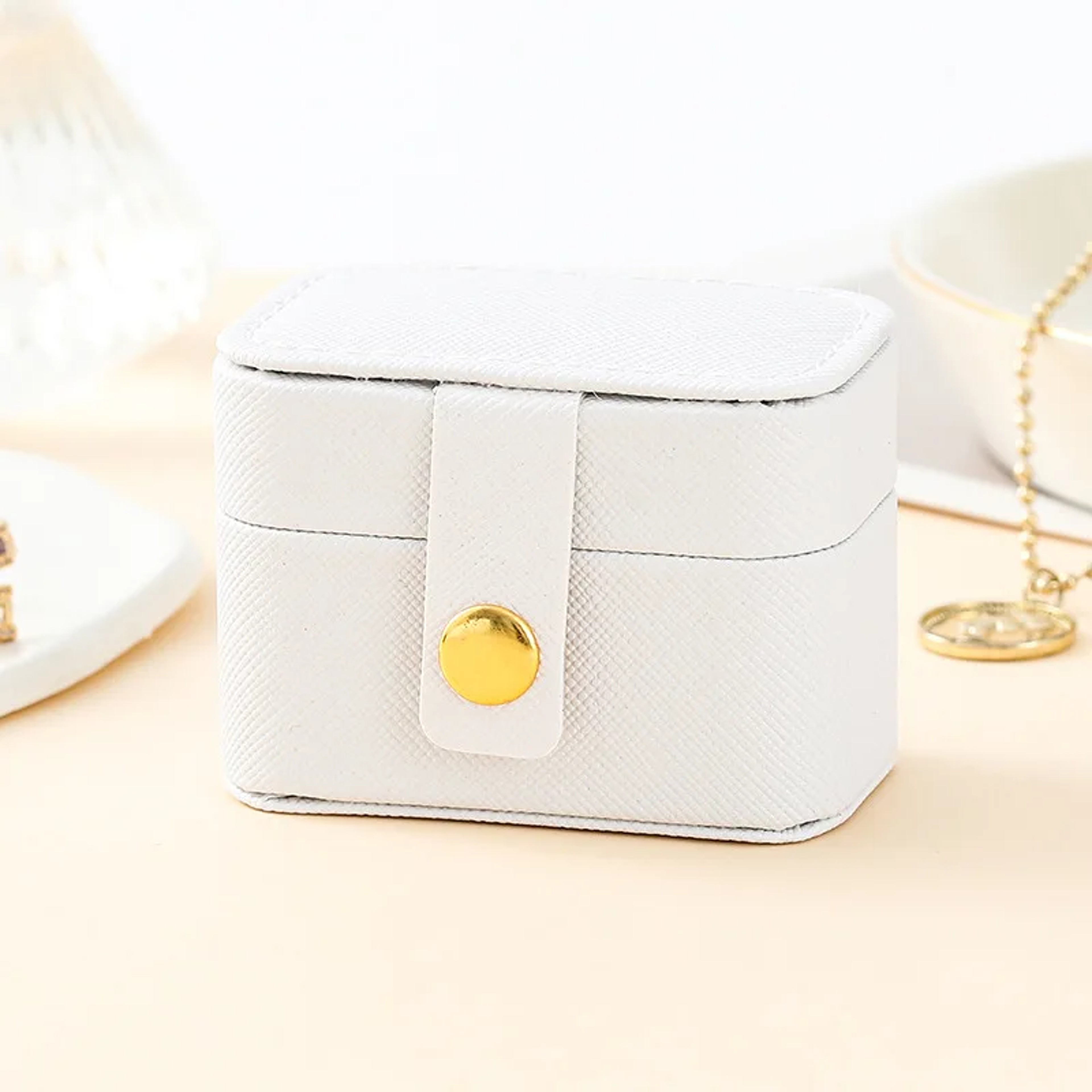 Small Jewelry Organizer Box Portable Mini Leather Gift Case For Ring Earring Necklace Storage 7