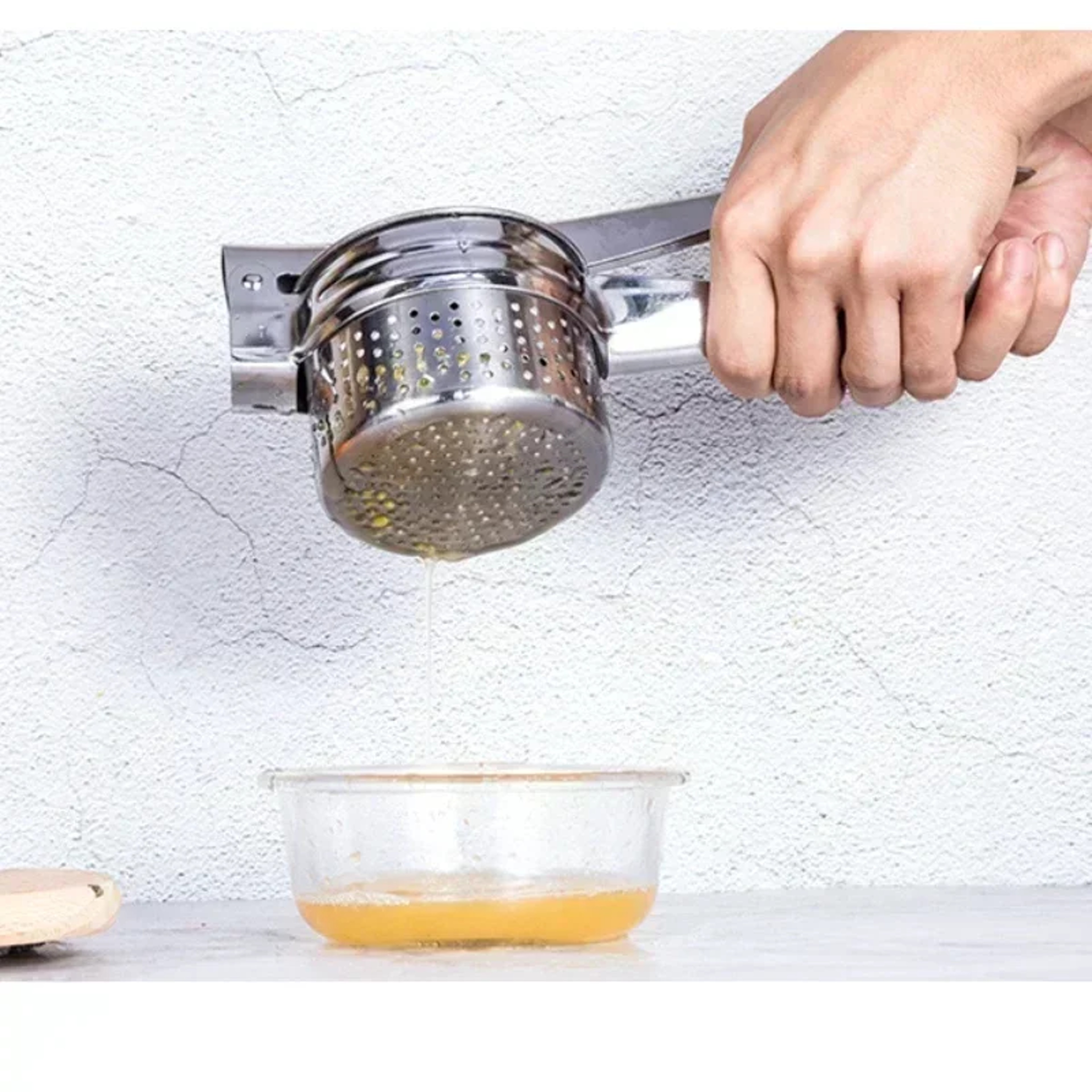 Masher Ricer Press Stainless Steel Kitchen Tool For Puree Fruit Vegetable Crushing Mashed Potatoes  4