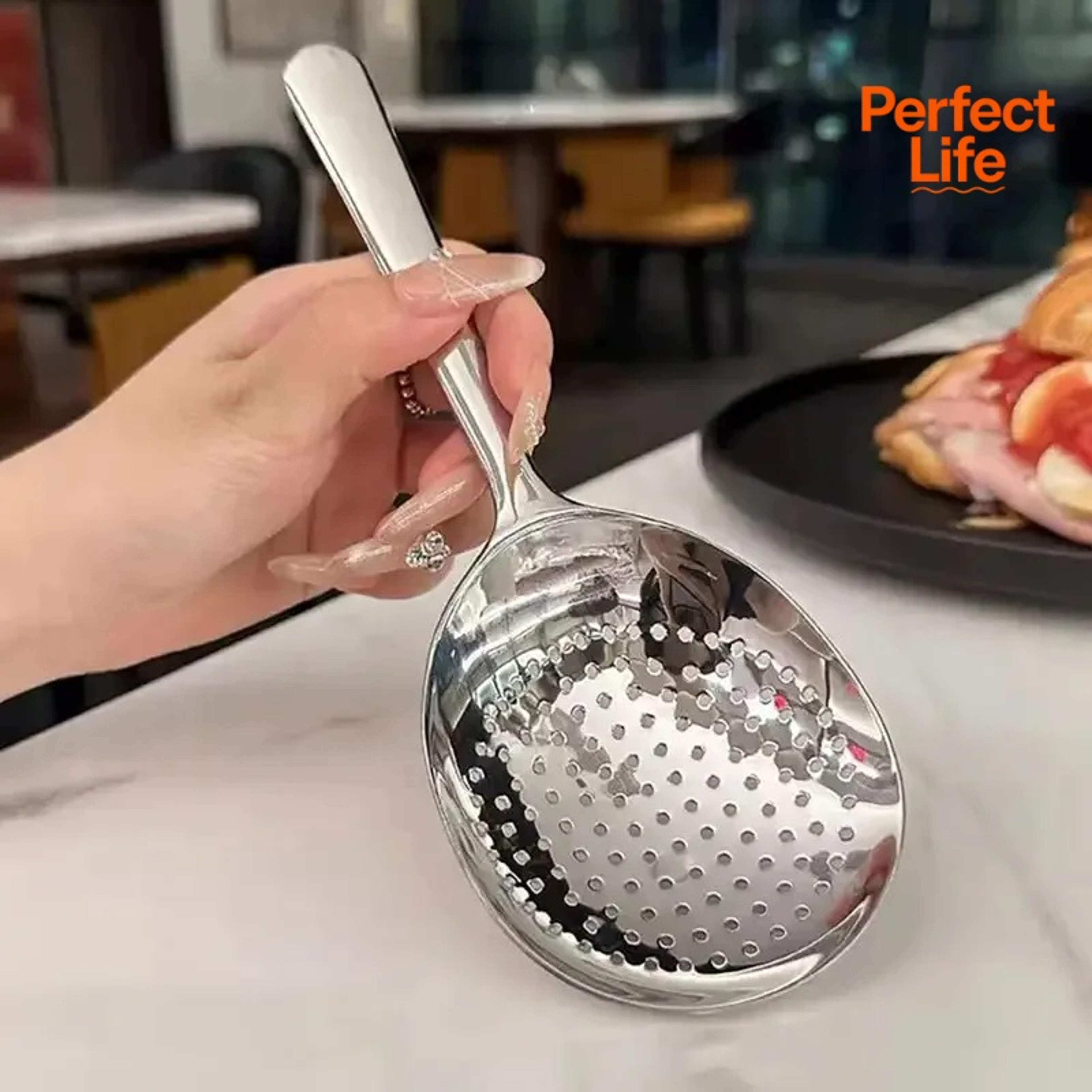 Heat Insulated Handle Stainless Steel Ladle Soup Rice Serving Spoon with Drain Hole Kitchen Utensils for Daily Use – view 5