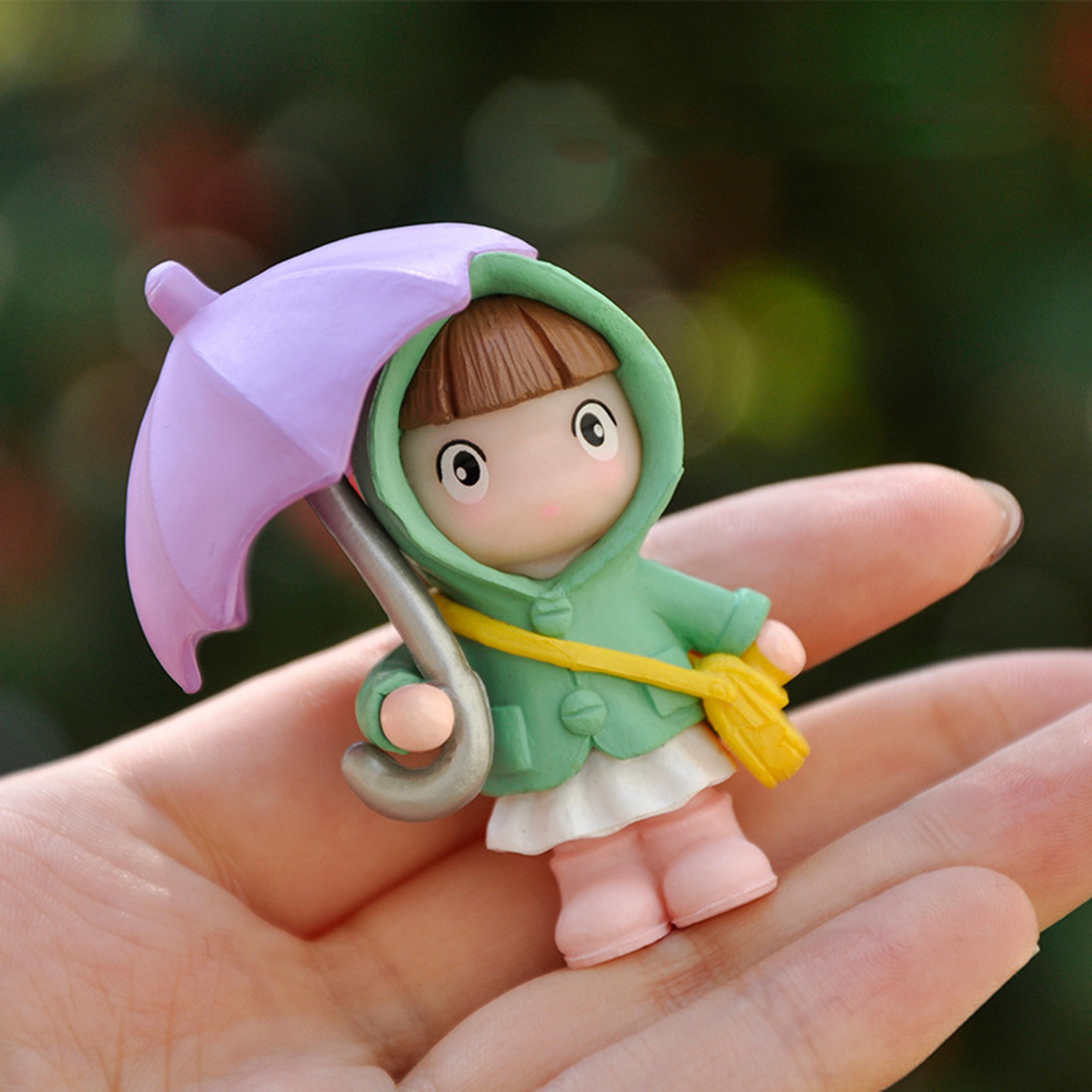 Mini Car Interior Decoration, Cute Umbrella Couple Action Figures for Rearview Mirror, Dashboard Ornaments and Gift – view 5