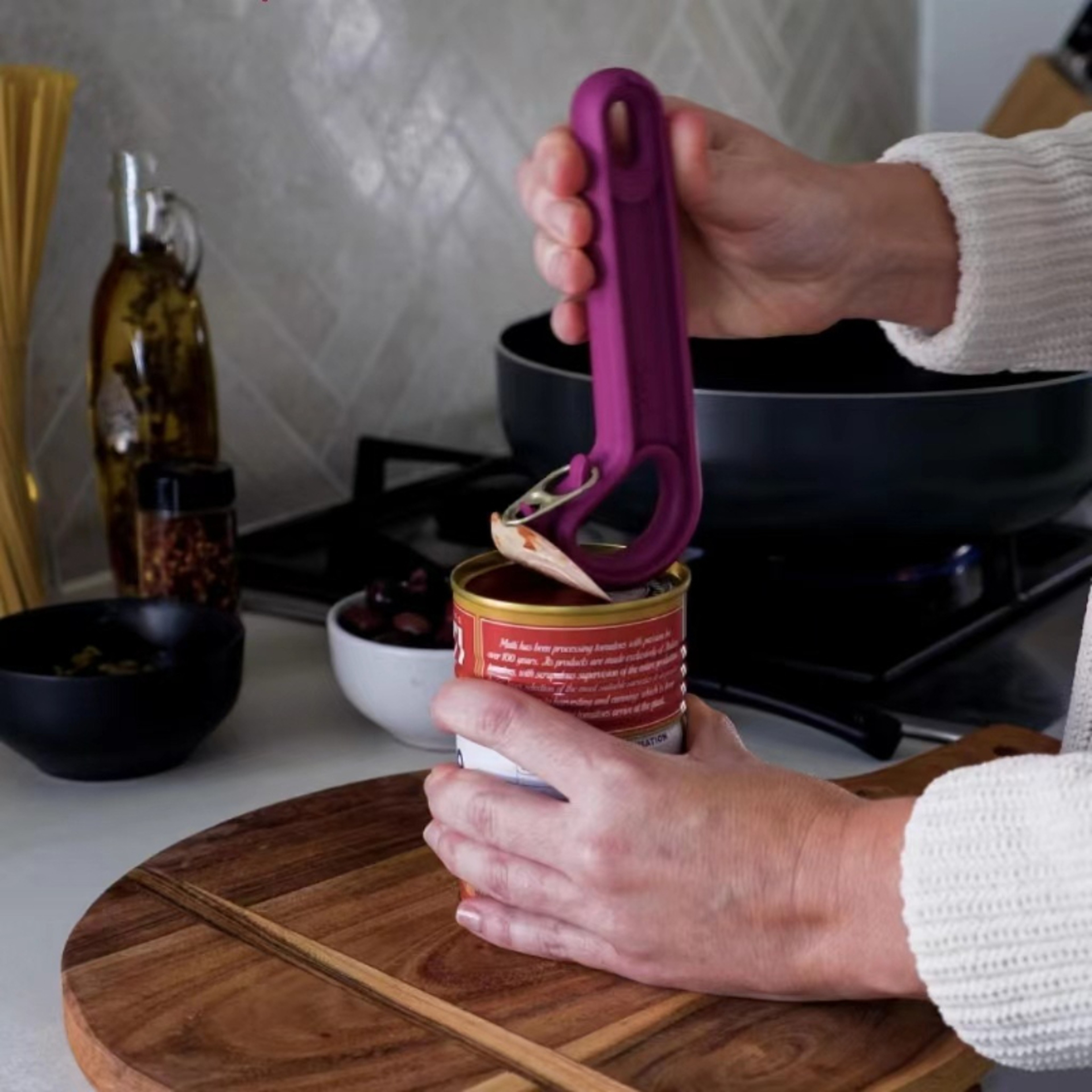 Pull Tab Can Opener For Easy Opening Of Cans With Pull Tabs Prevents Finger And Nail Injuries 2