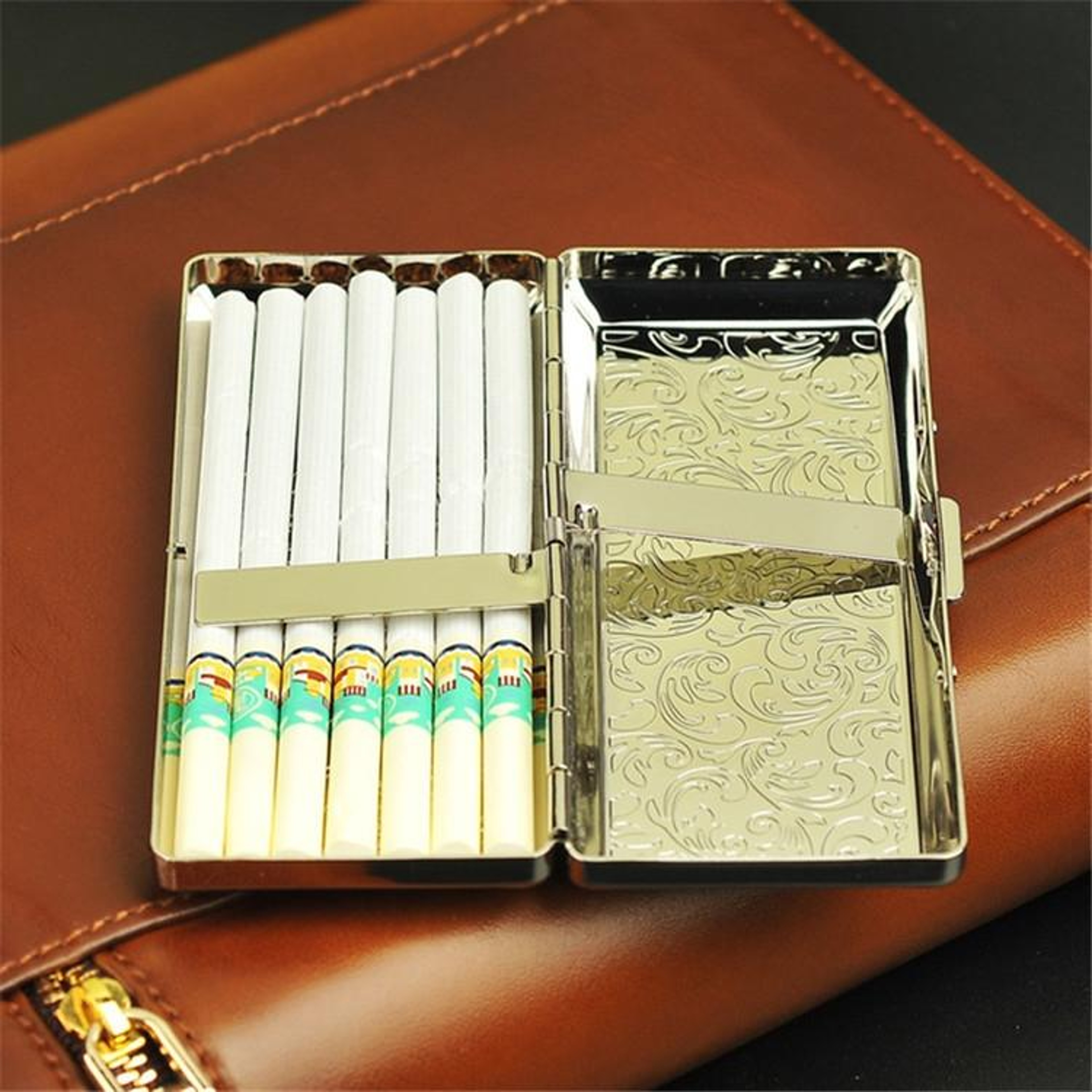 Slim Metal Cigarette Case 14 Stick Capacity Double Sided Portable Cigarette Case 2