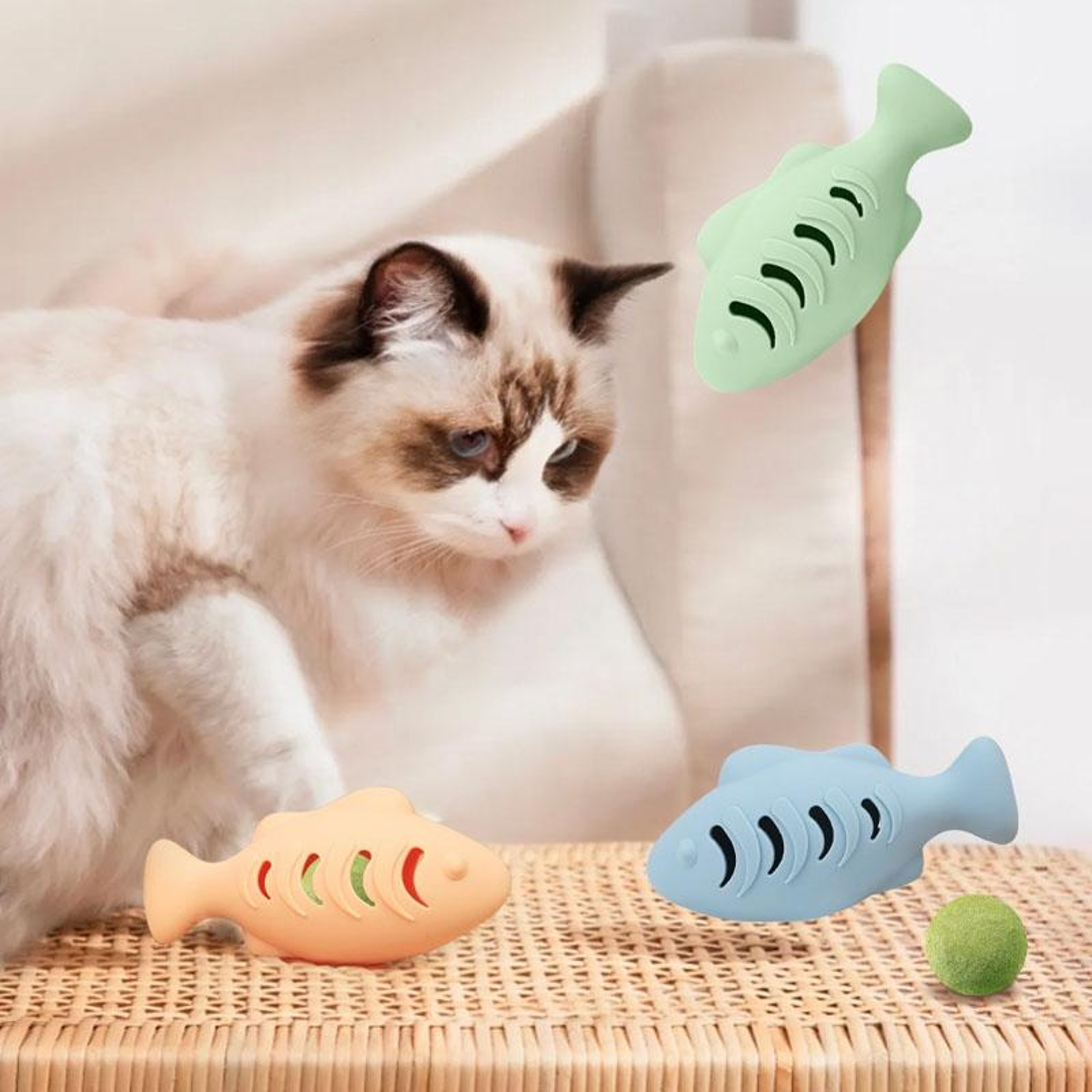 Interactive Silicone Fish Cat Toy Treat Dispenser for Active Cats – view 8