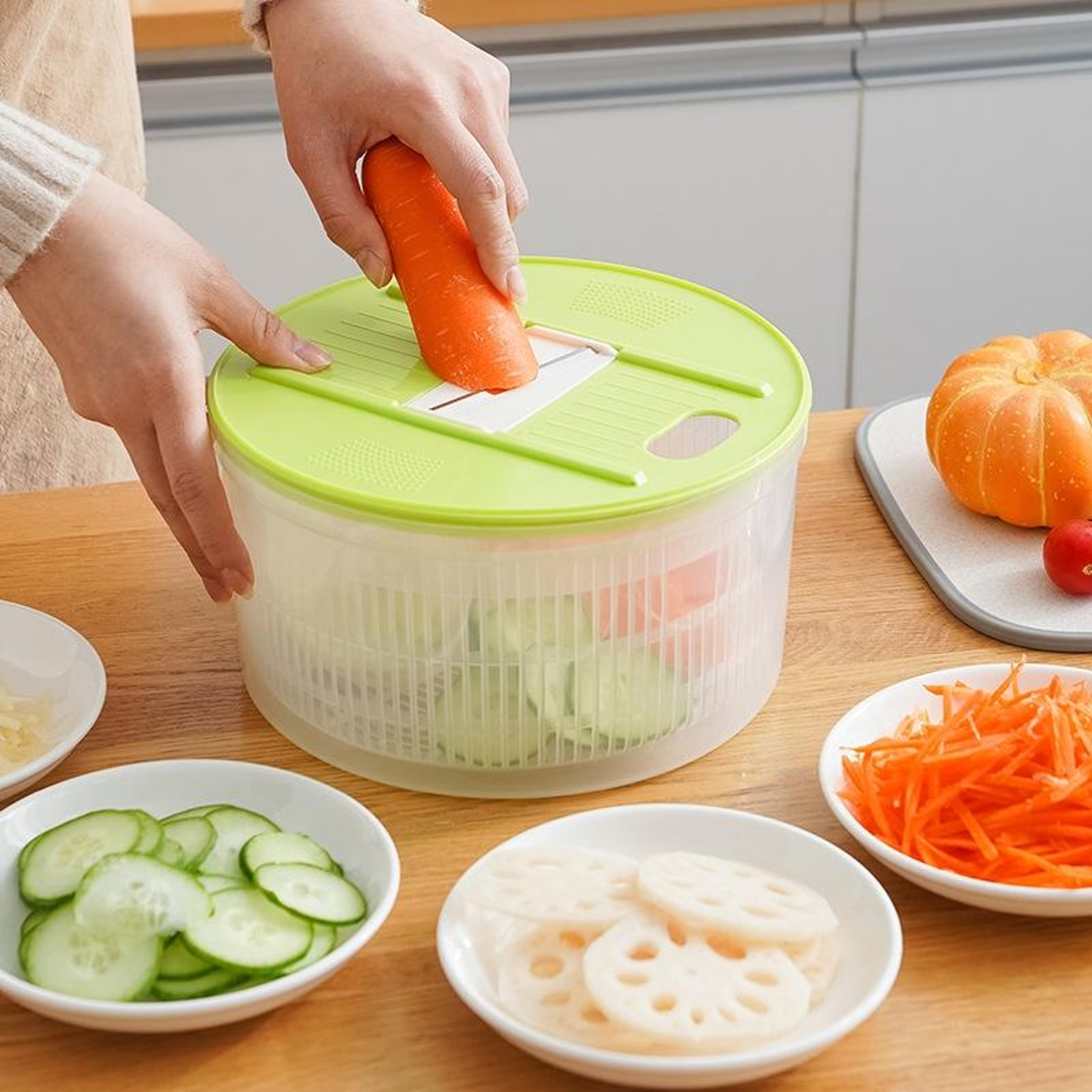 Large Capacity Vegetable Dehydrator  Kitchen Drain Basket With Builtin Vegetable Slicer 2