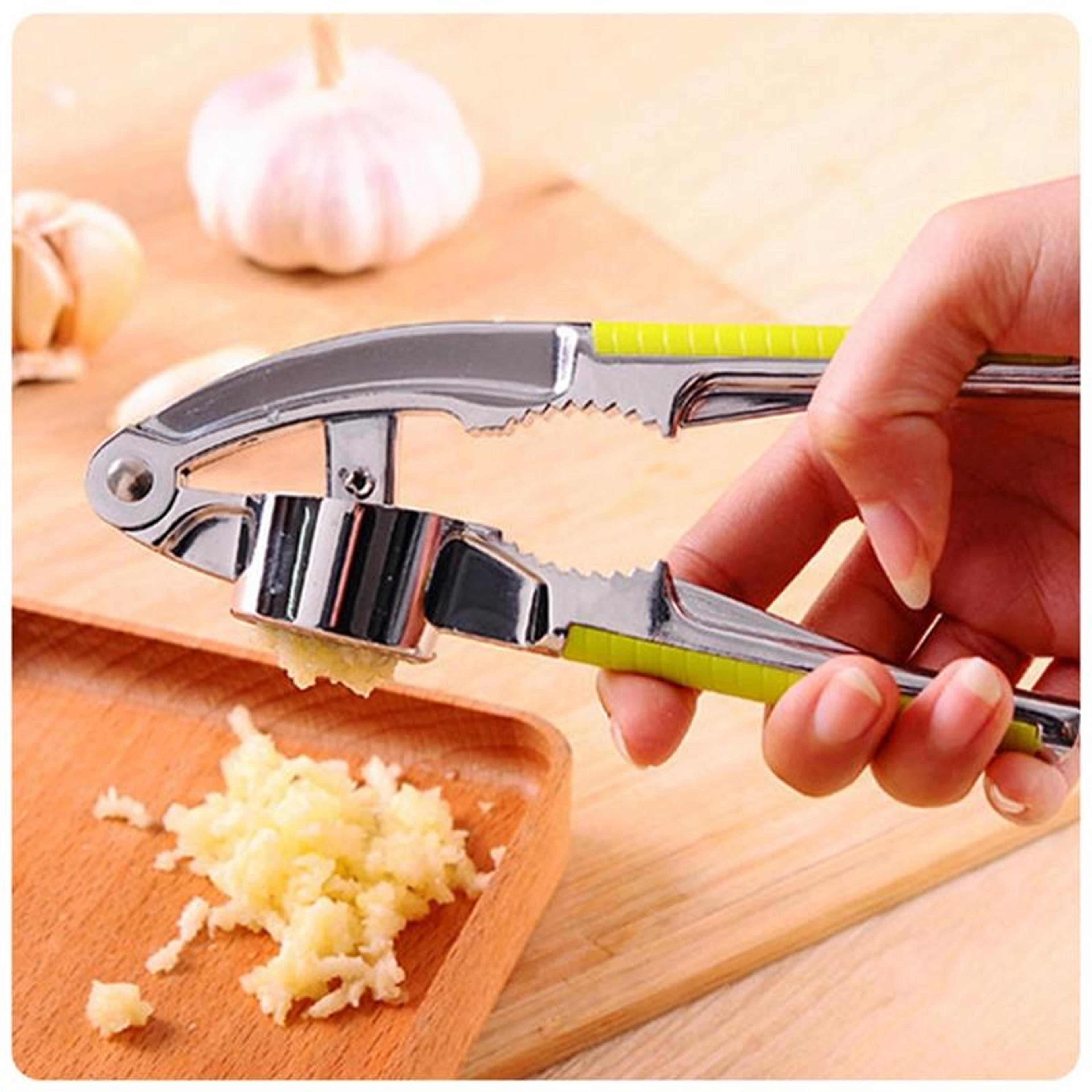 Stainless Steel Garlic Press And Ginger Crusher Multi Function Kitchen Tool 2
