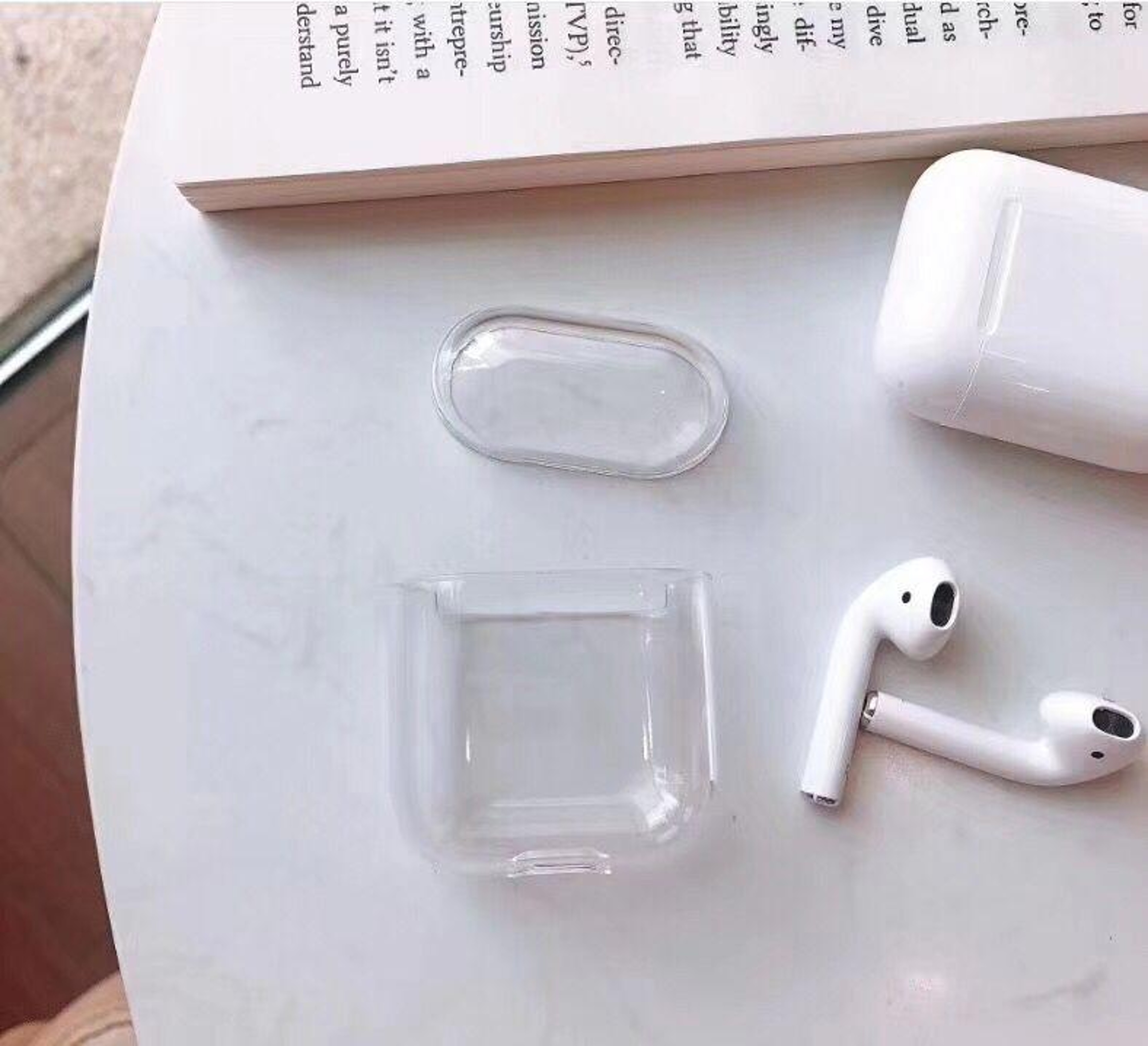 Clear AirPods Case with Keychain Hook Protective Cover – view 4