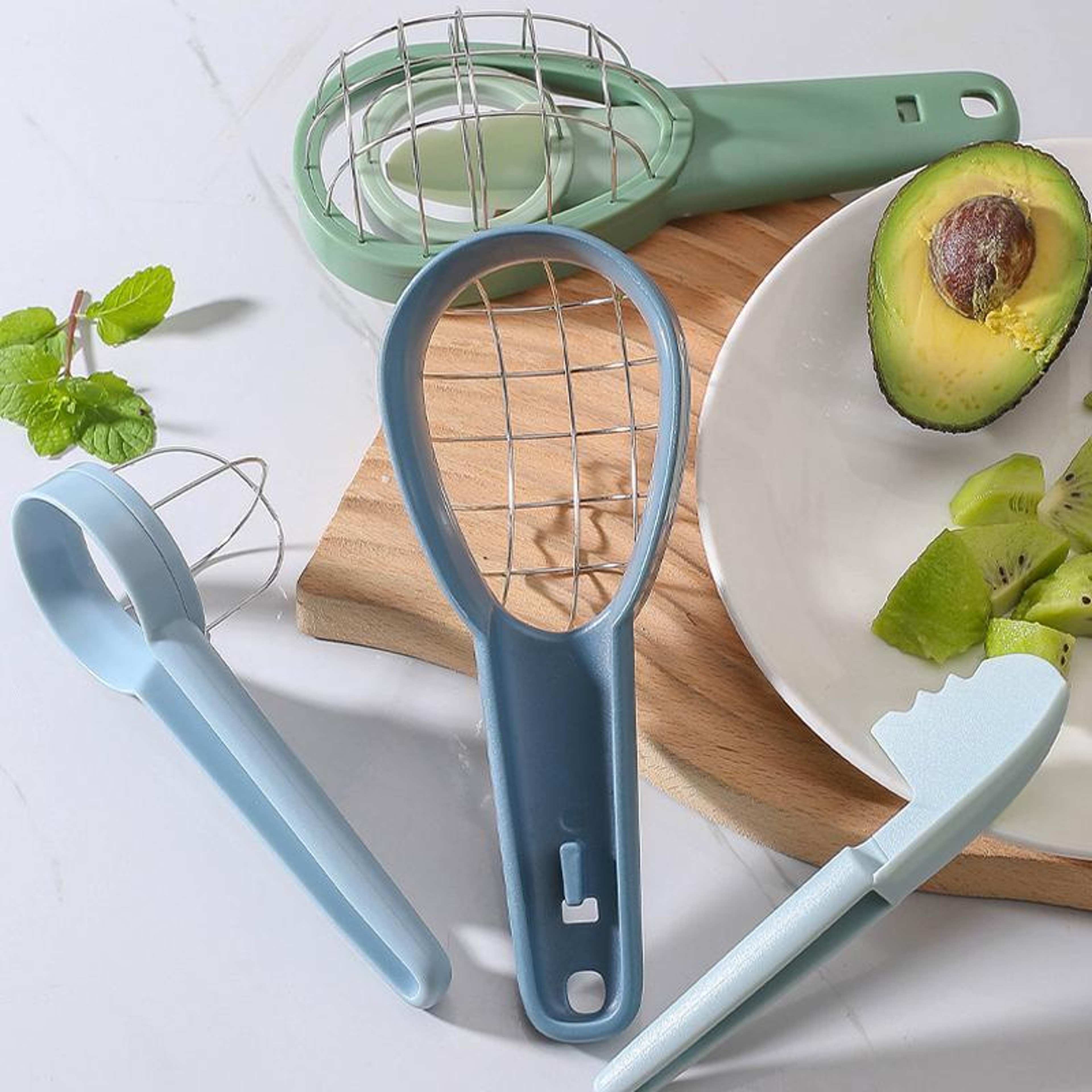 Multifunctional  Avocado Slicer Fruit Cutter and Pit Remover Kitchen Avocado Tool – view 2