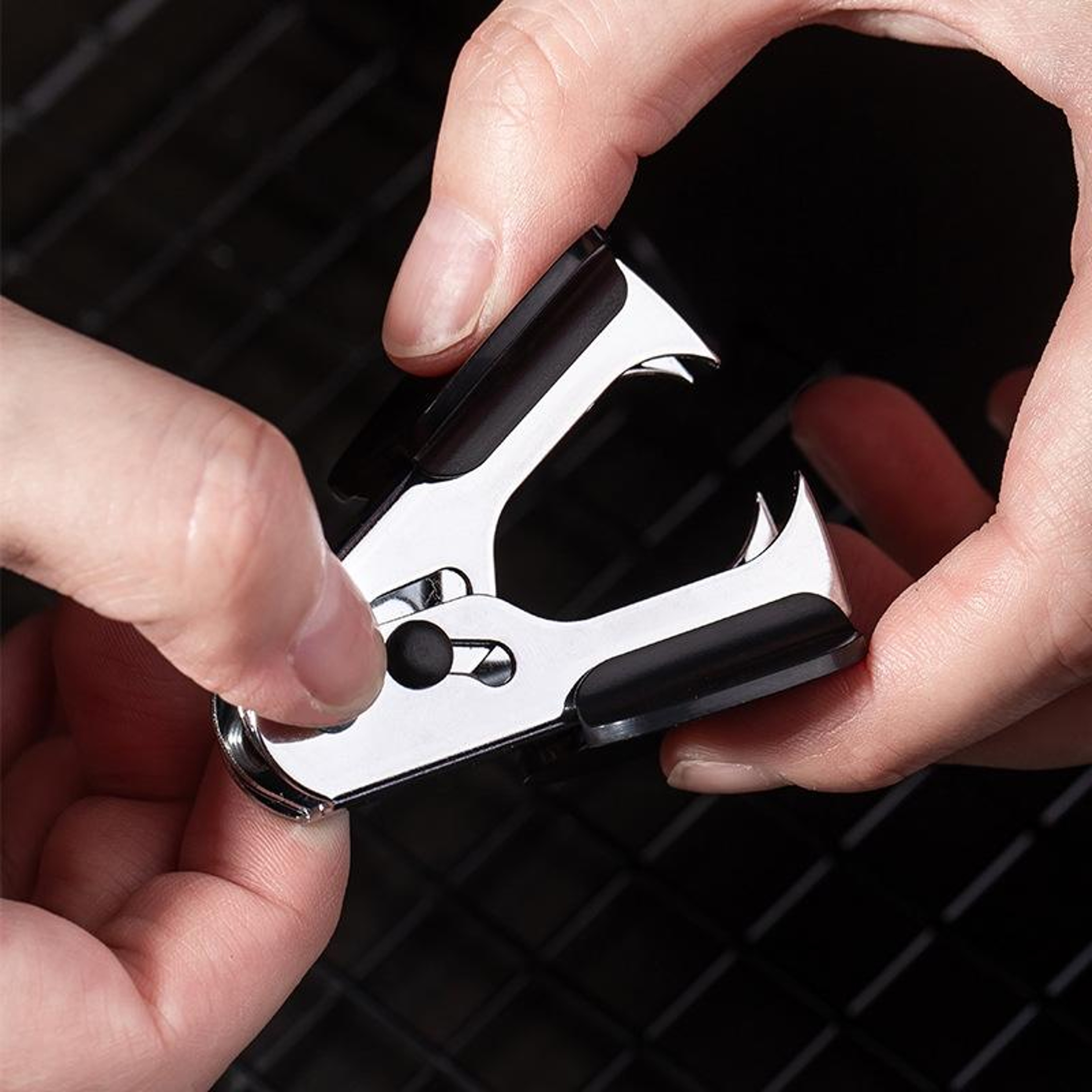 Mini Portable Staple Remover Tool Heavy Duty Nail Puller For Office  DIY Use 3
