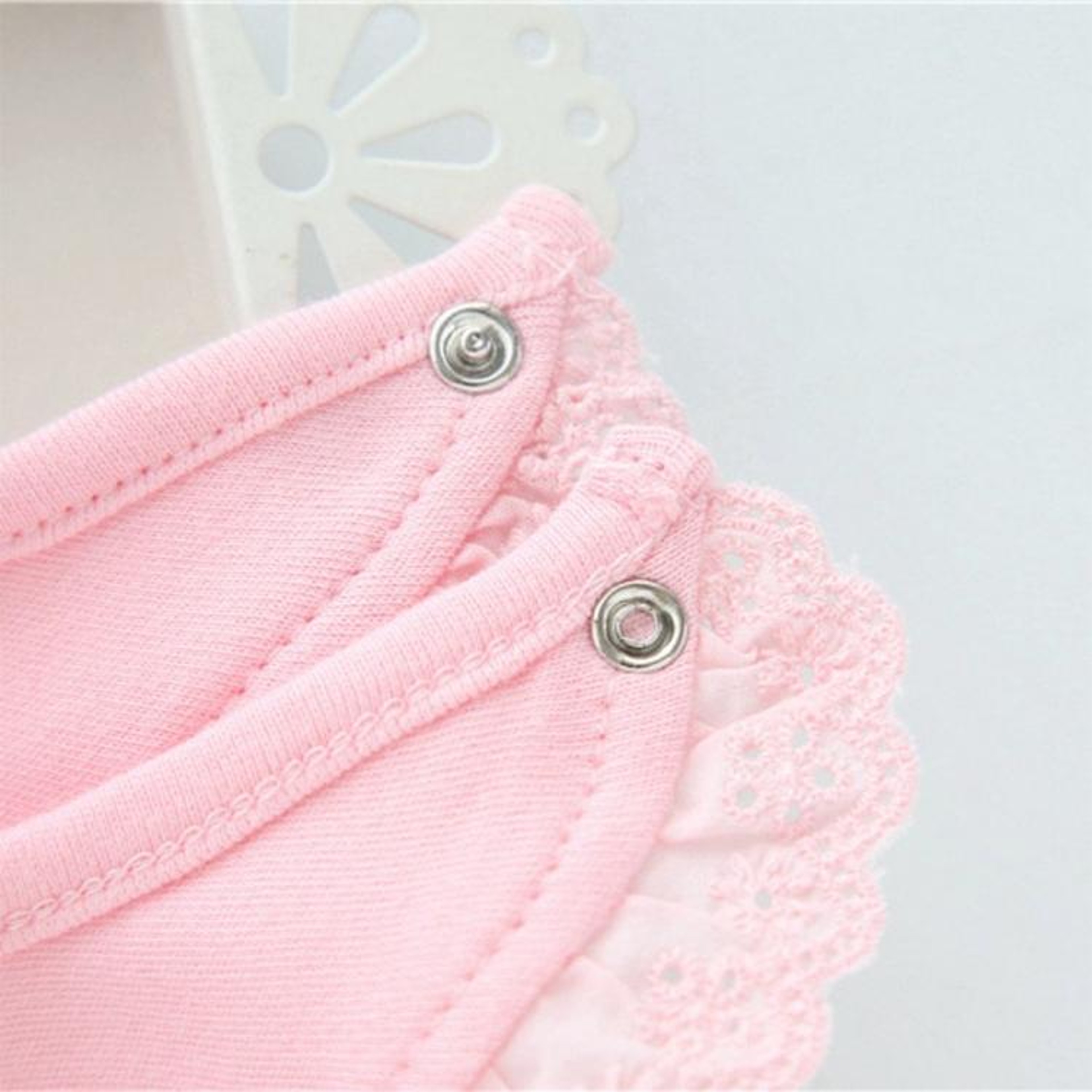 Elegant Baby Bibs With Lace Bow Soft Cotton Drool Scarf For Newborn Girls 4