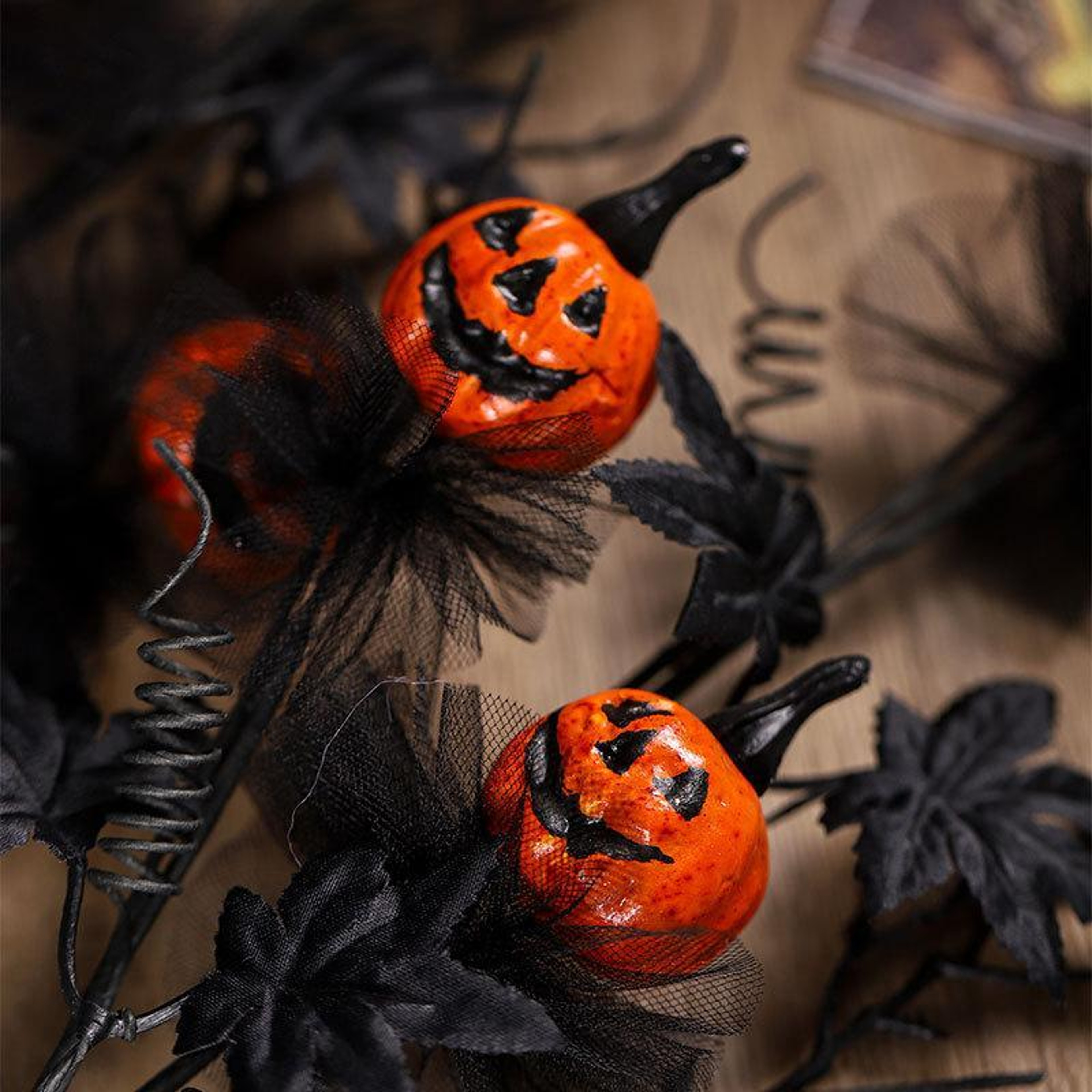 Deluxe Spooky Halloween Pumpkin Bouquet, Ghost Festival Home Party Ornament – view 3