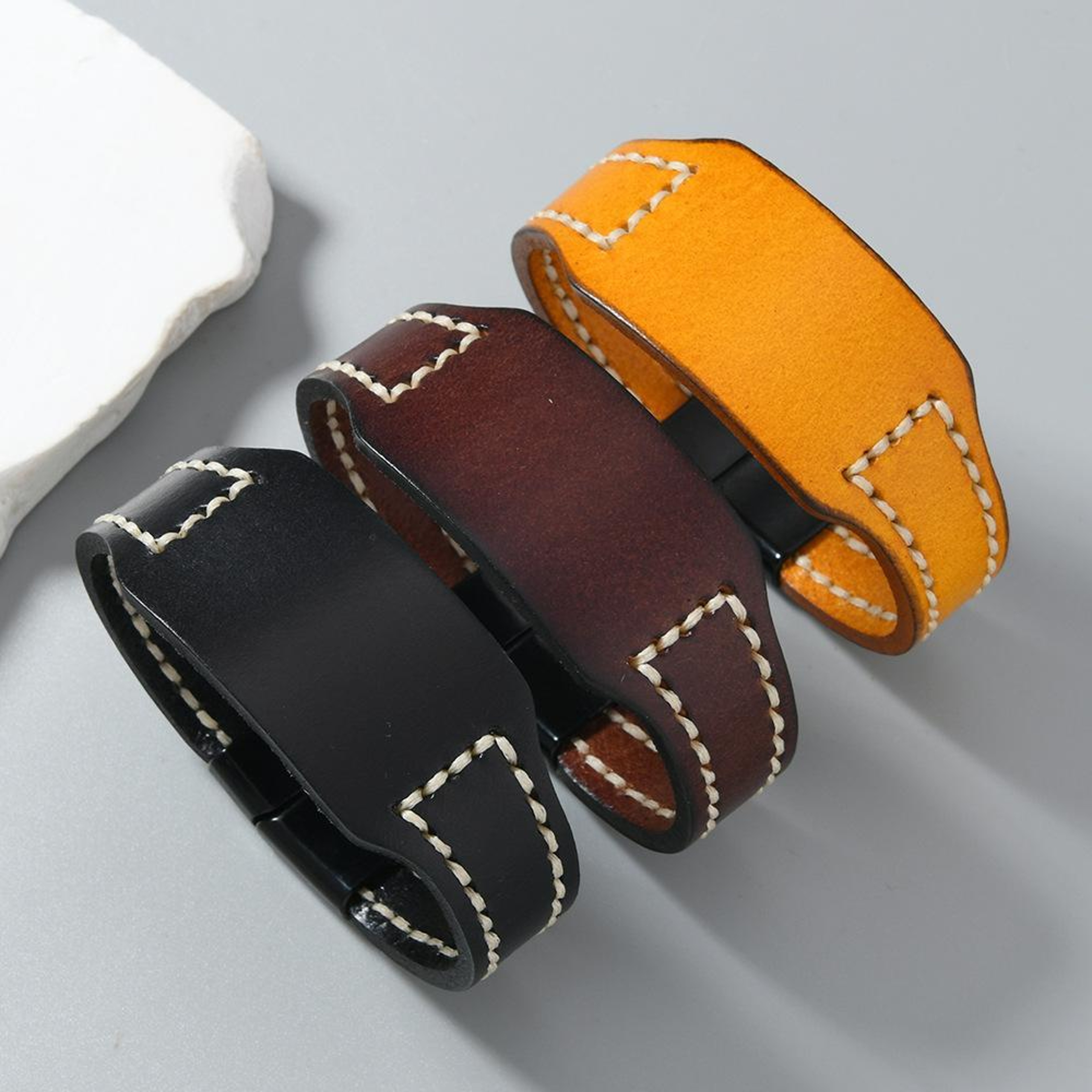 Vintage HandStitched Cowhide Leather Bracelet DIY Kit For Couples  Friendship Gifts 1