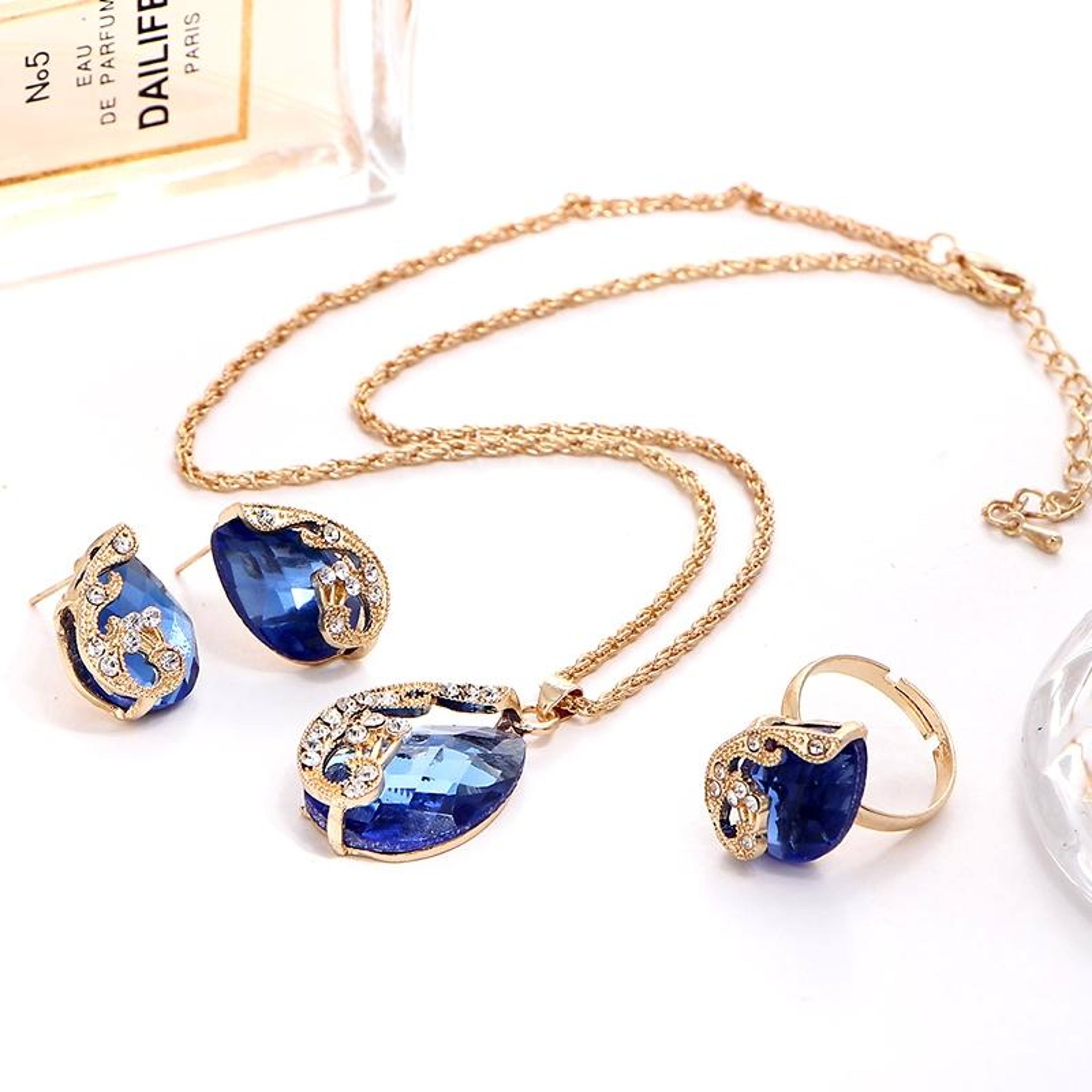 Elegant Peacock Crystal Jewelry Set For Women Necklace Earrings Ring Gift Set 1