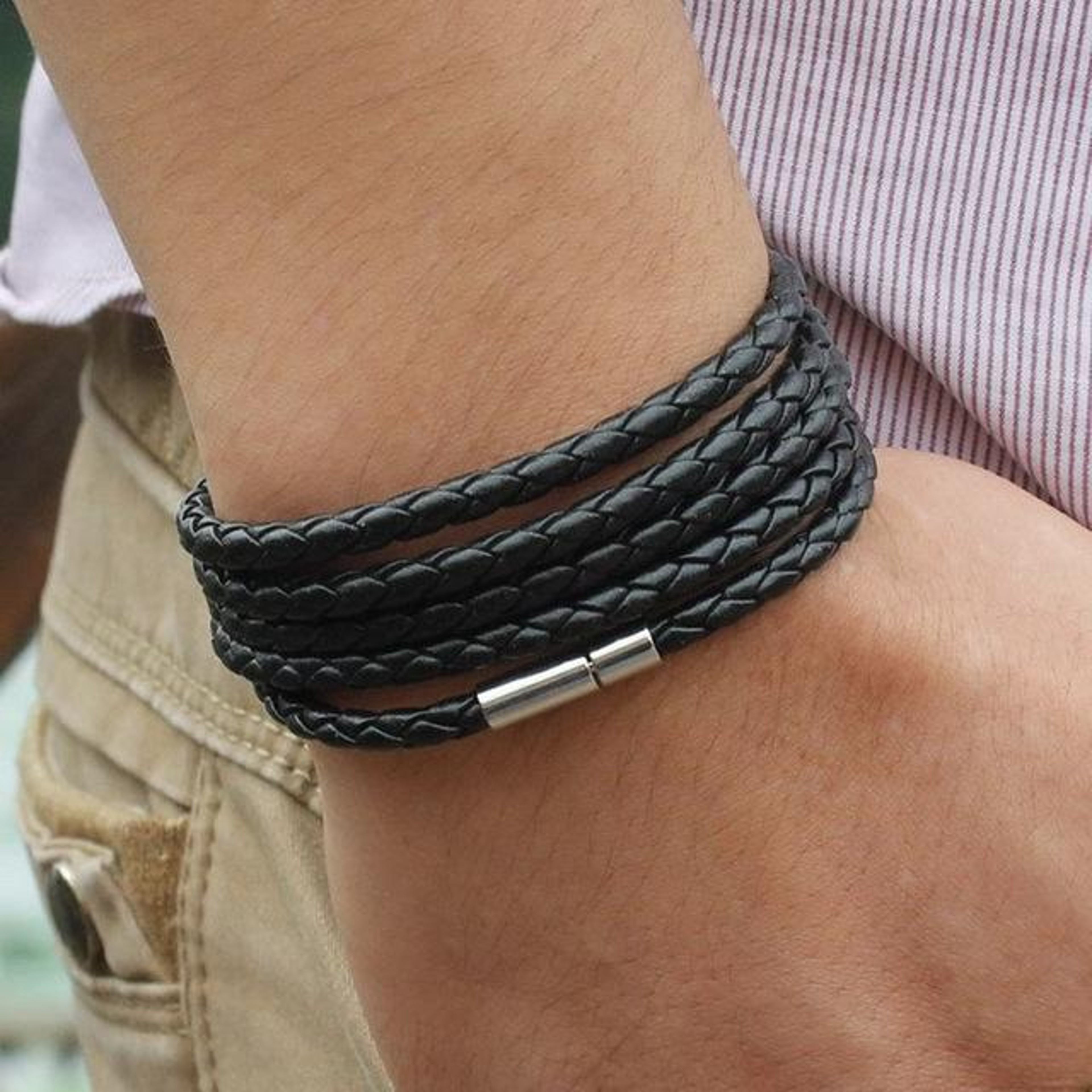 Vintage Leather Couple Bracelet For Men And Women With Black Charm Bracelet Design 0
