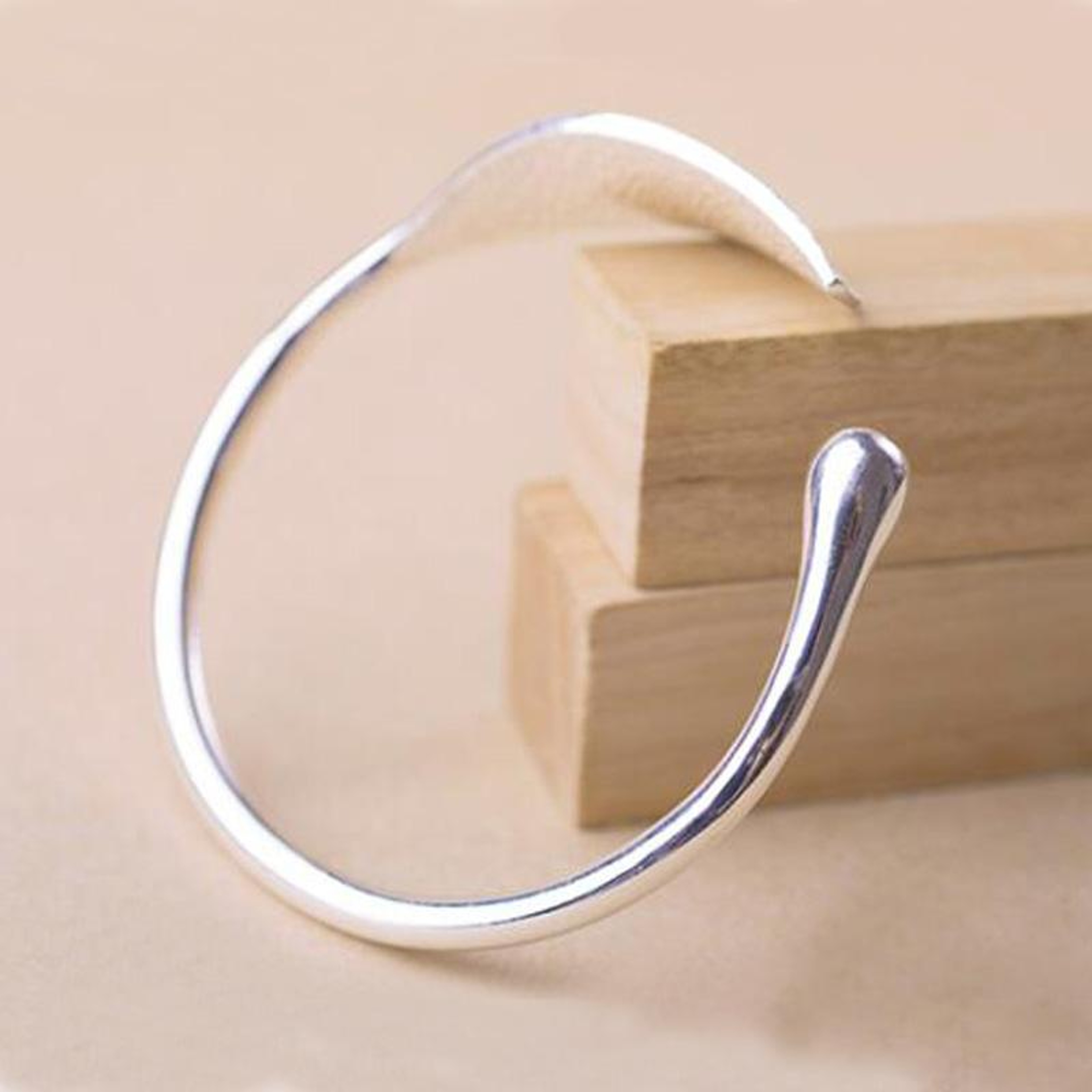 Vintage Silver Leaf Cuff Bracelet Open Hypoallergenic Bangle for Women – view 5