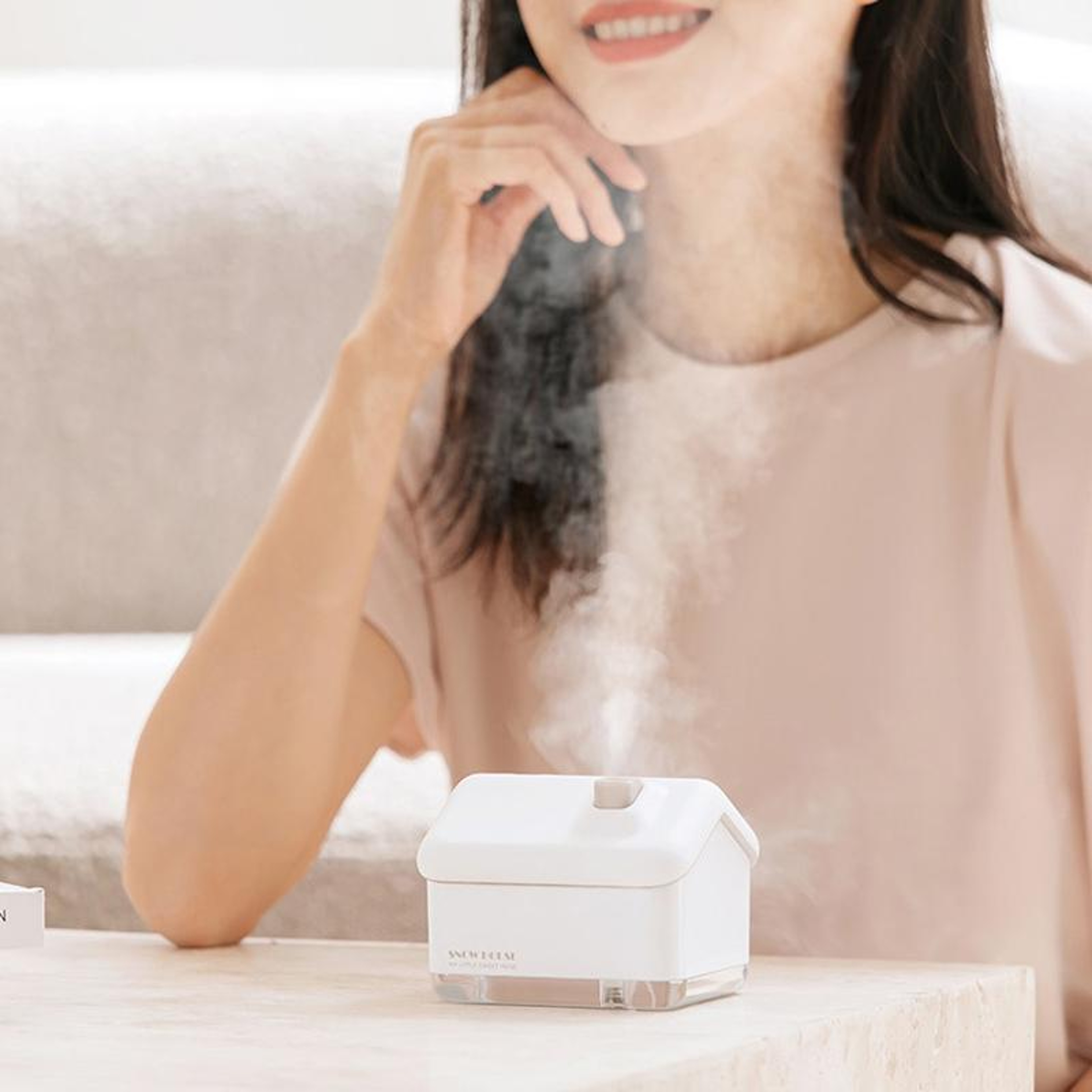 Snow House Mini Humidifier USB Bedroom Humidifier With Warm Night Light Cool Mist Diffuser 0