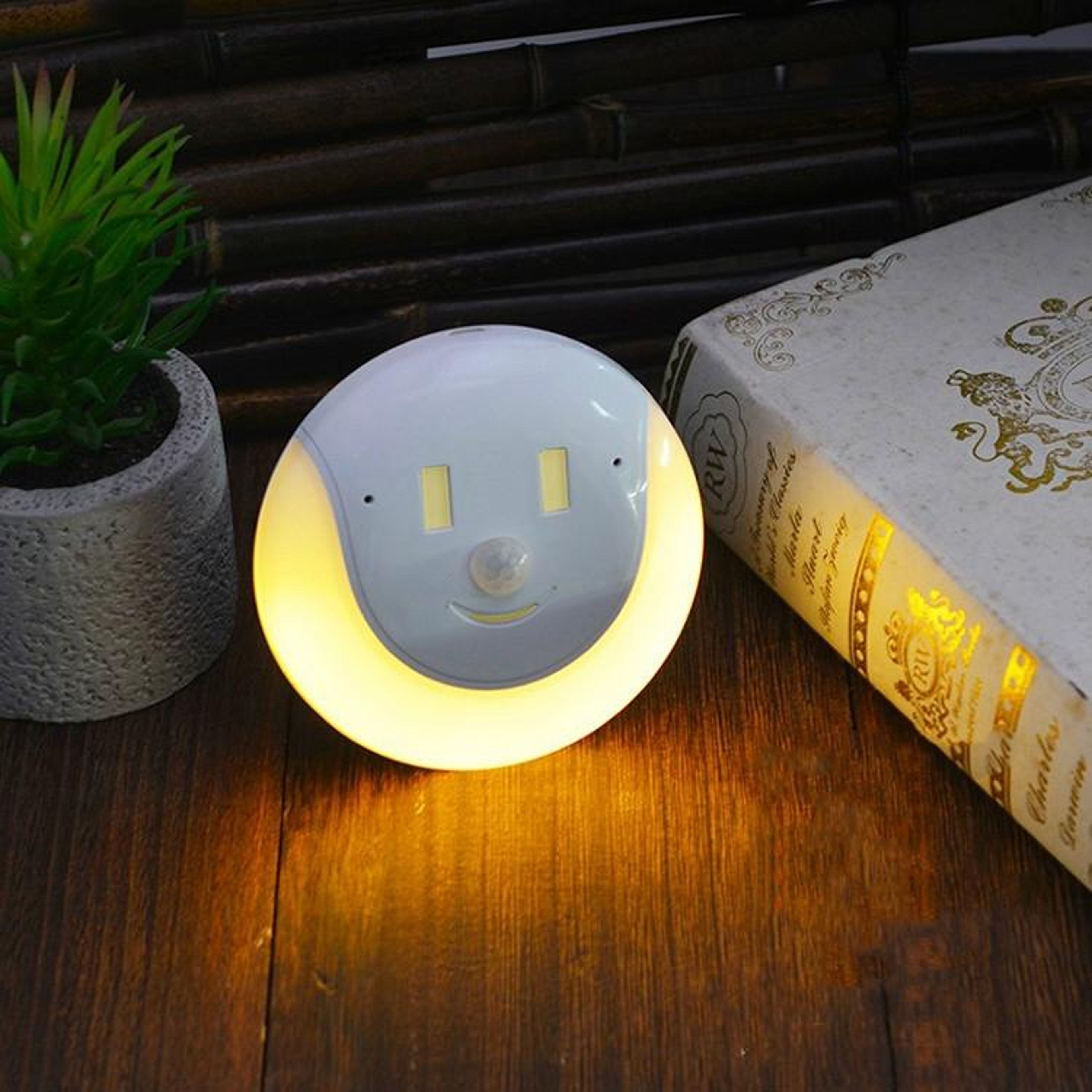 Smile Motion Sensor Night Light USB Rechargeable Magnetic LED Wall Light For Bedroom Hallway Closet 8