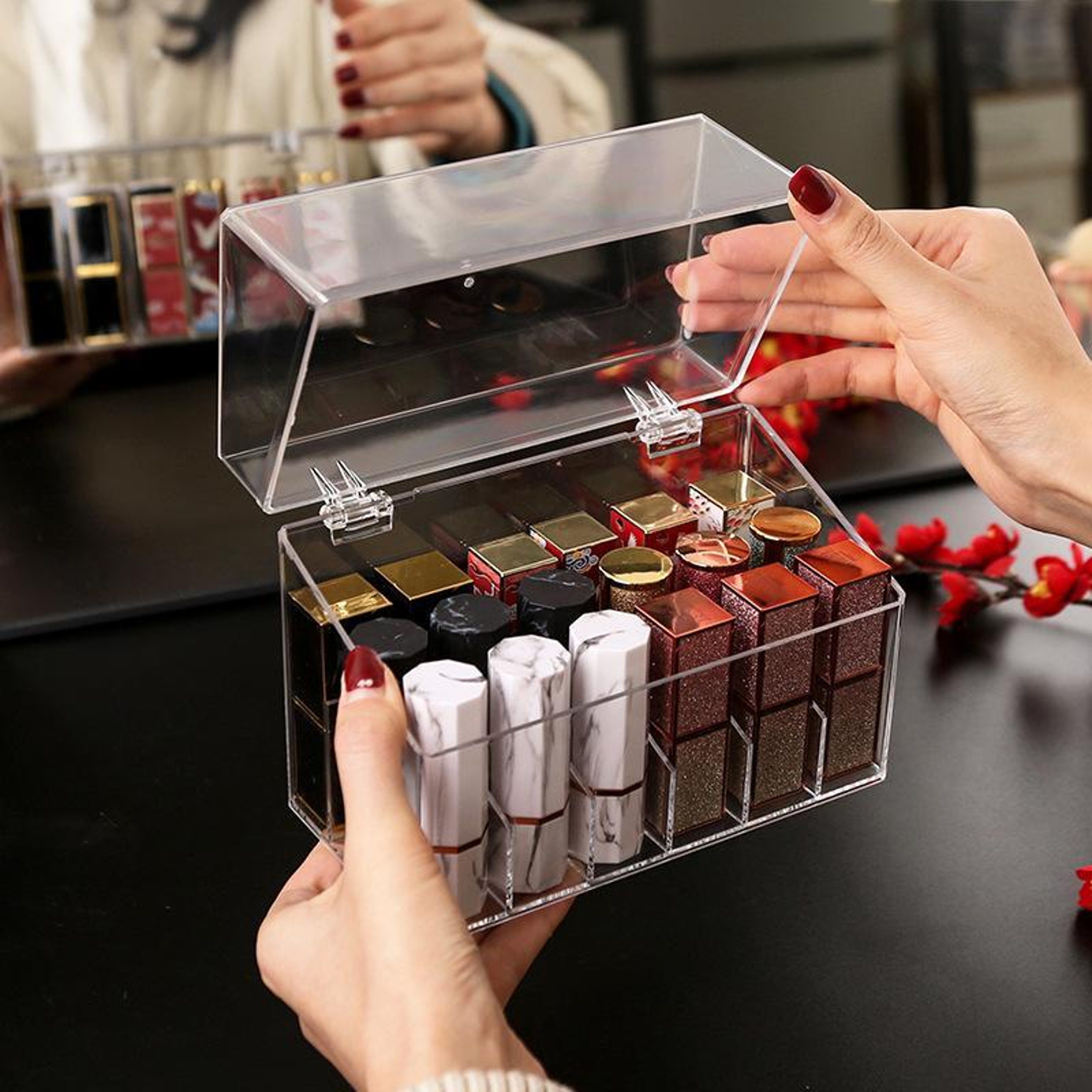 18 Grid Lipstick Organizer Transparent Makeup Organizer with Flip Lid Cosmetic Storage Box – view 2