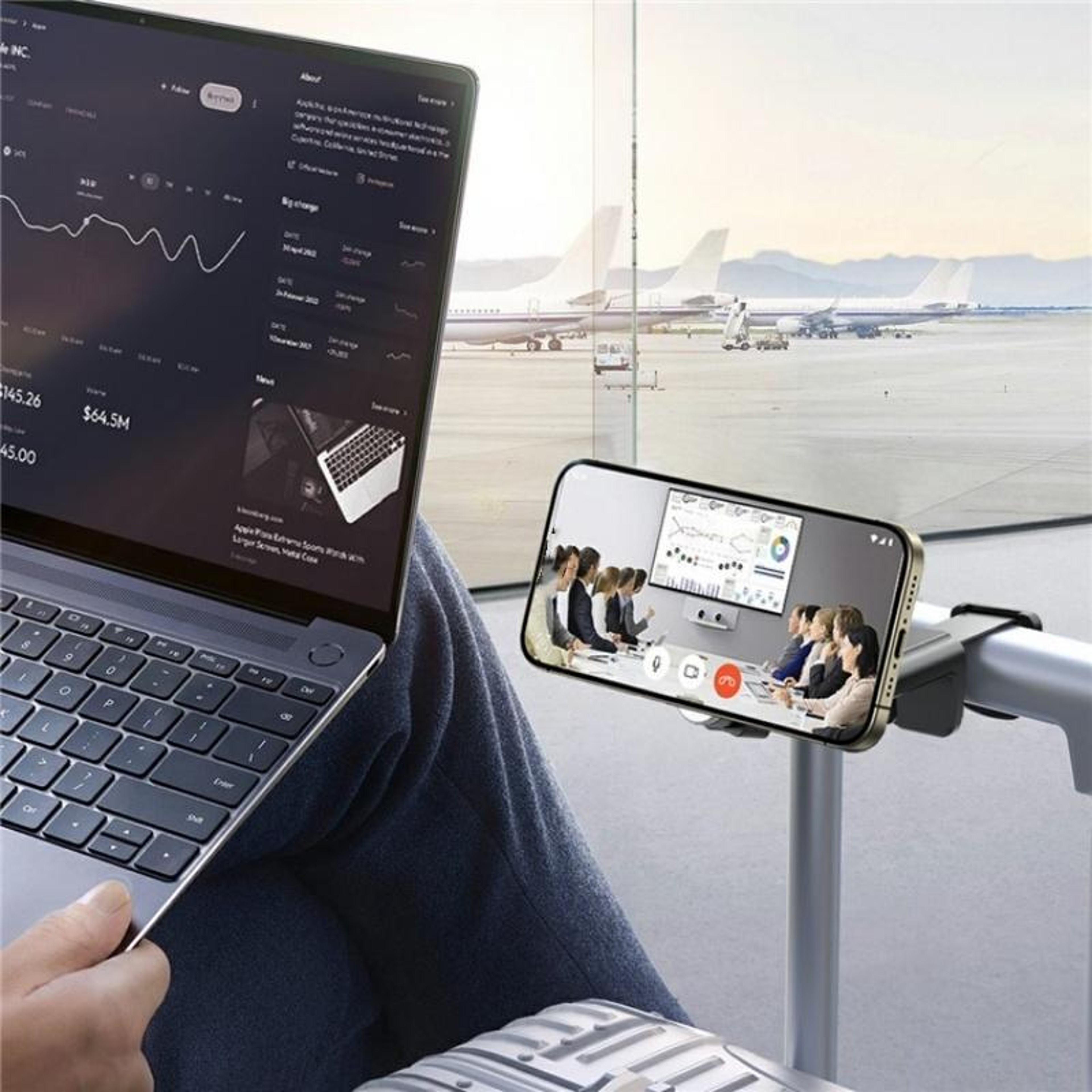 360 Rotating MagSafe Car Mount Foldable Travel Phone Stand 7