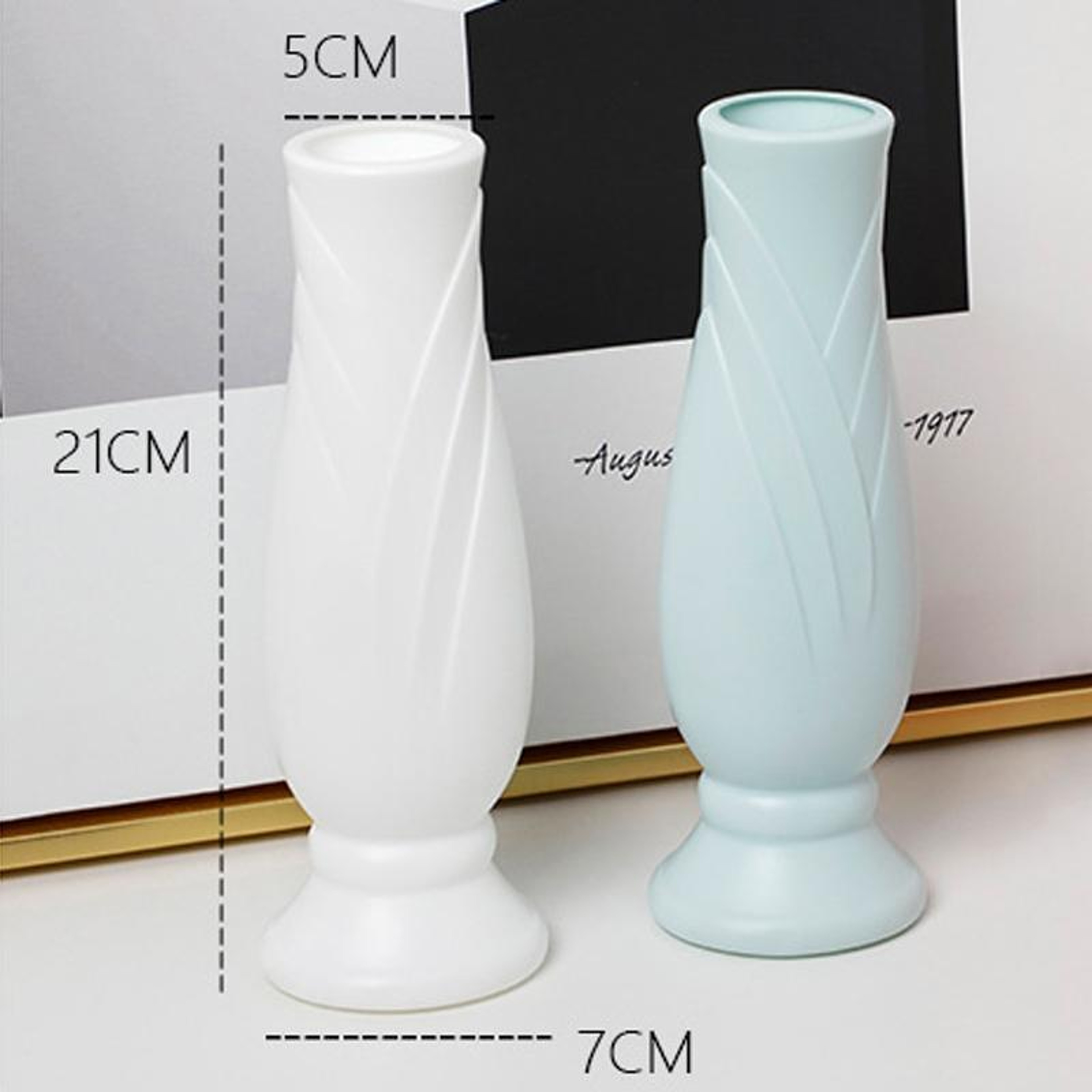 Petal Plastic Decorative Vase Modern Faux Ceramic Flower Vase For Elegant Home Decor 1