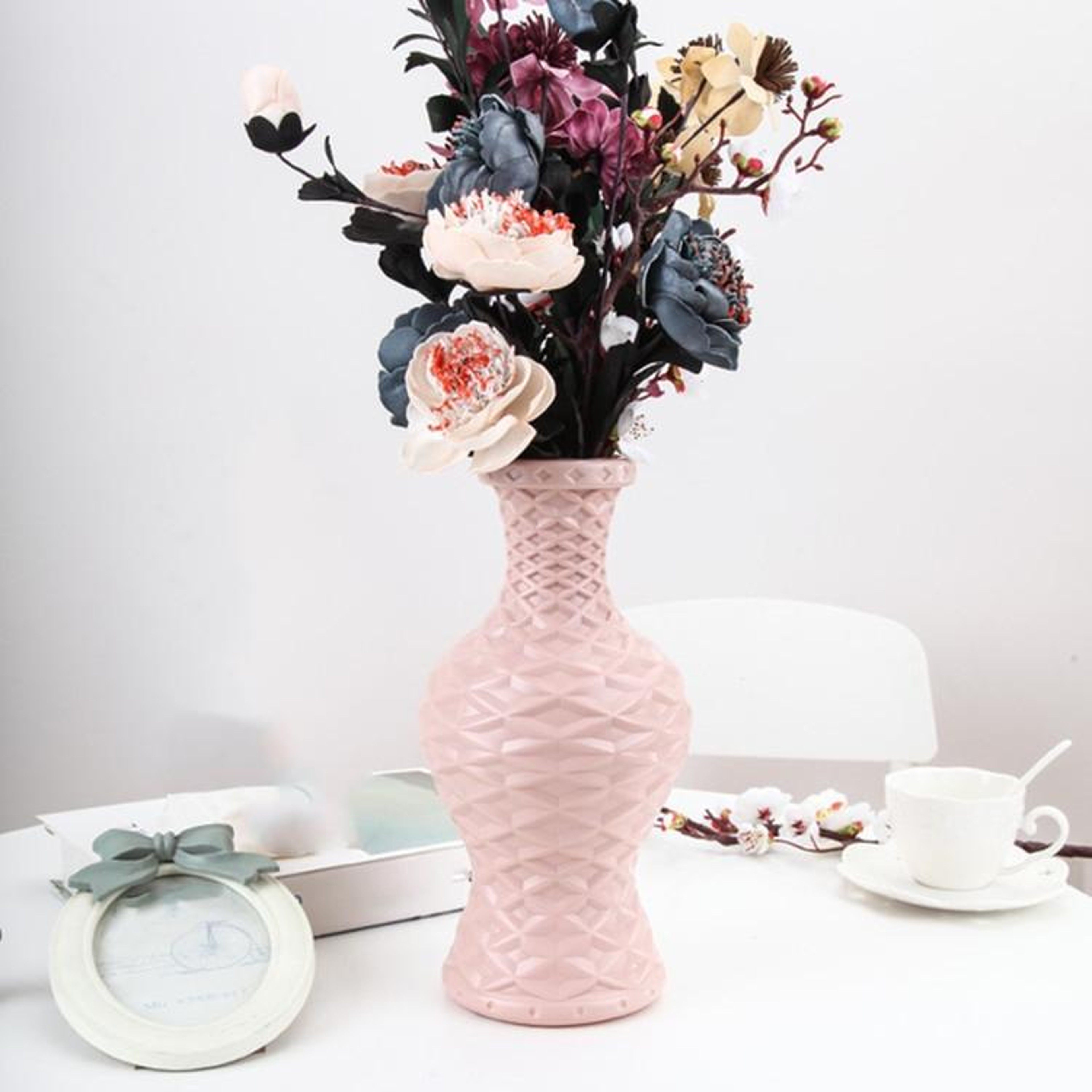 Modern Plastic Flower Vase For Hydroponic Plants  Fresh Or Dried Flower Arrangements 4