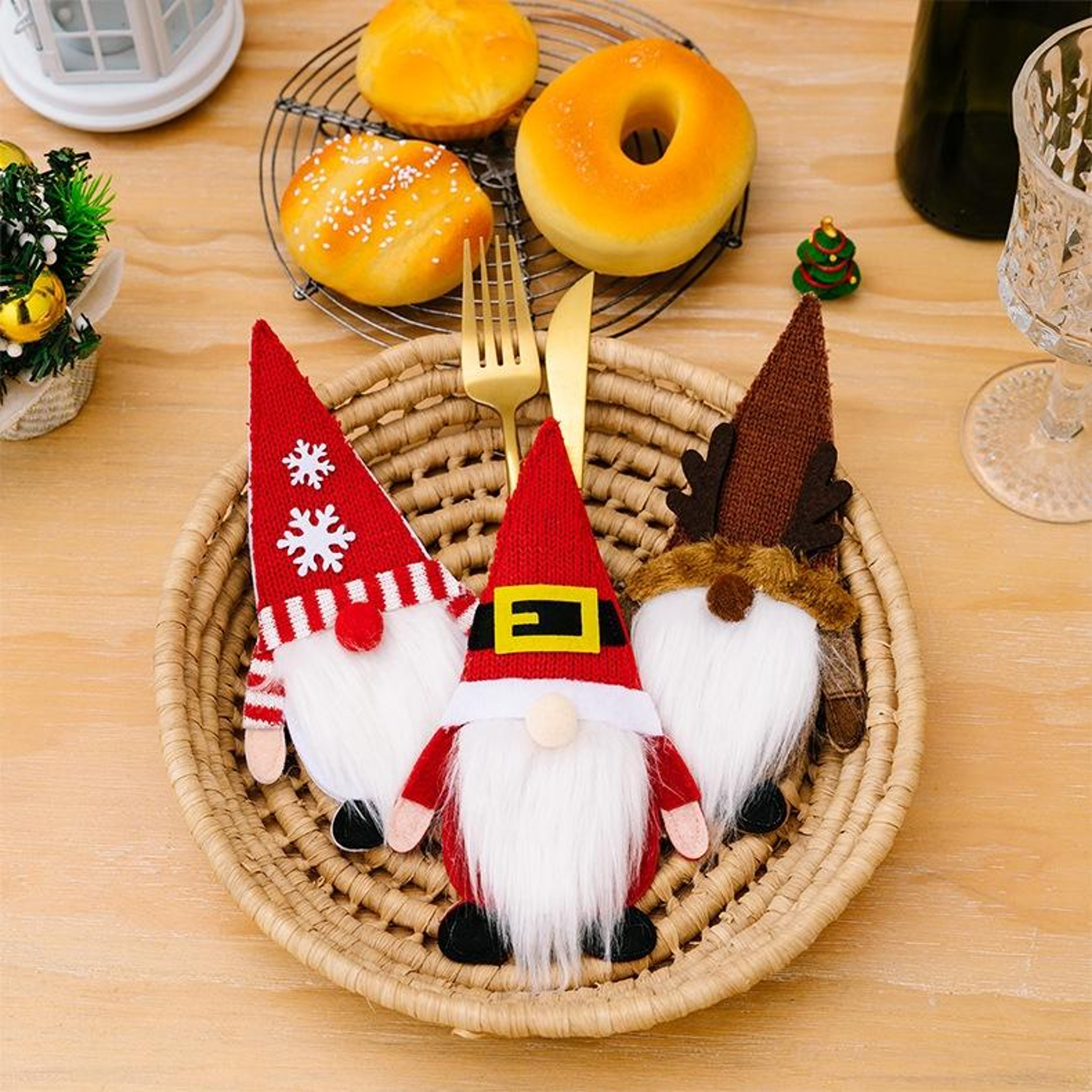 Christmas Cutlery Holders Cartoon Silverware Covers For Festive Table Decorations 5