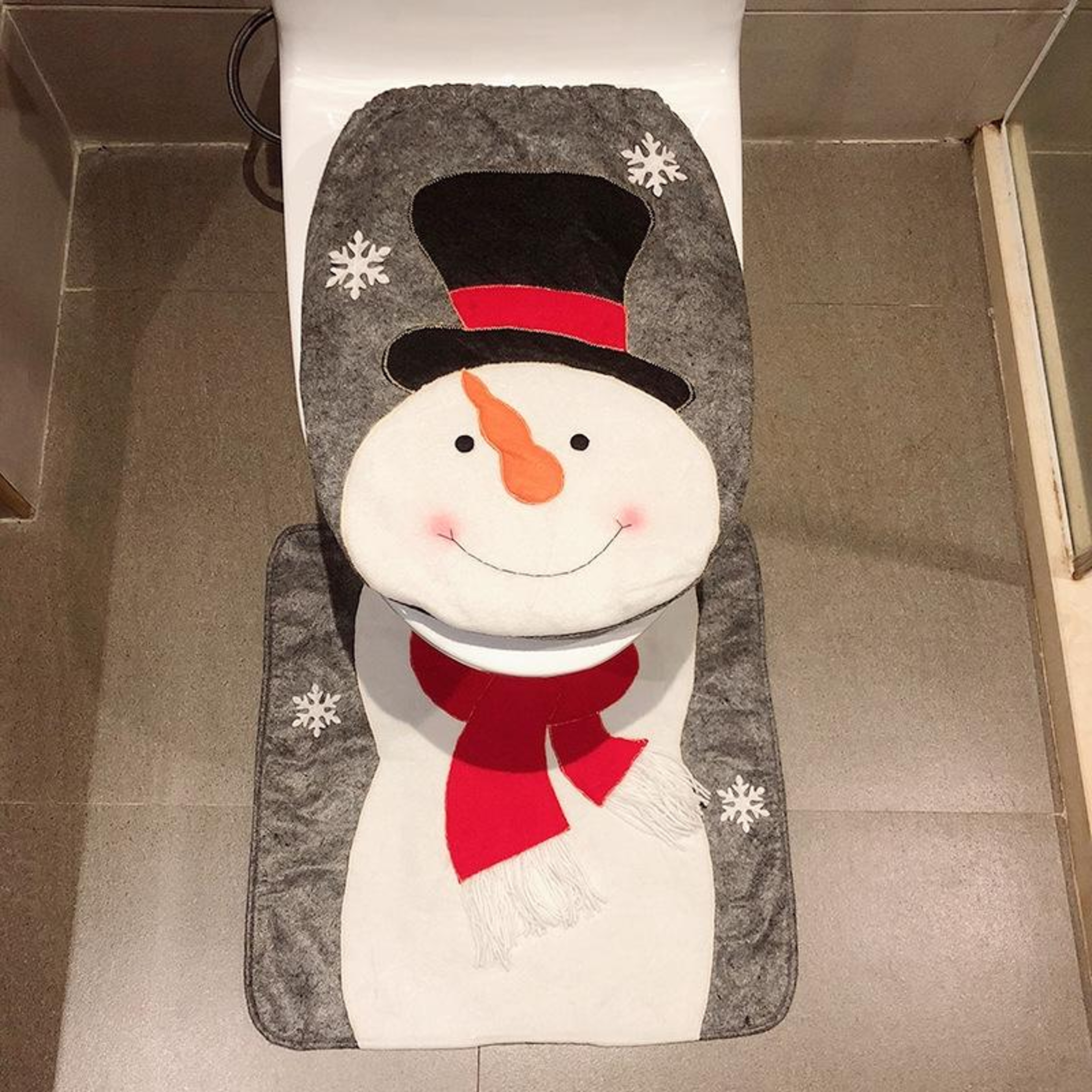 Santa Christmas Toilet Seat Cover  Bathroom Decoration Set For Festive Holiday Home Decor 5