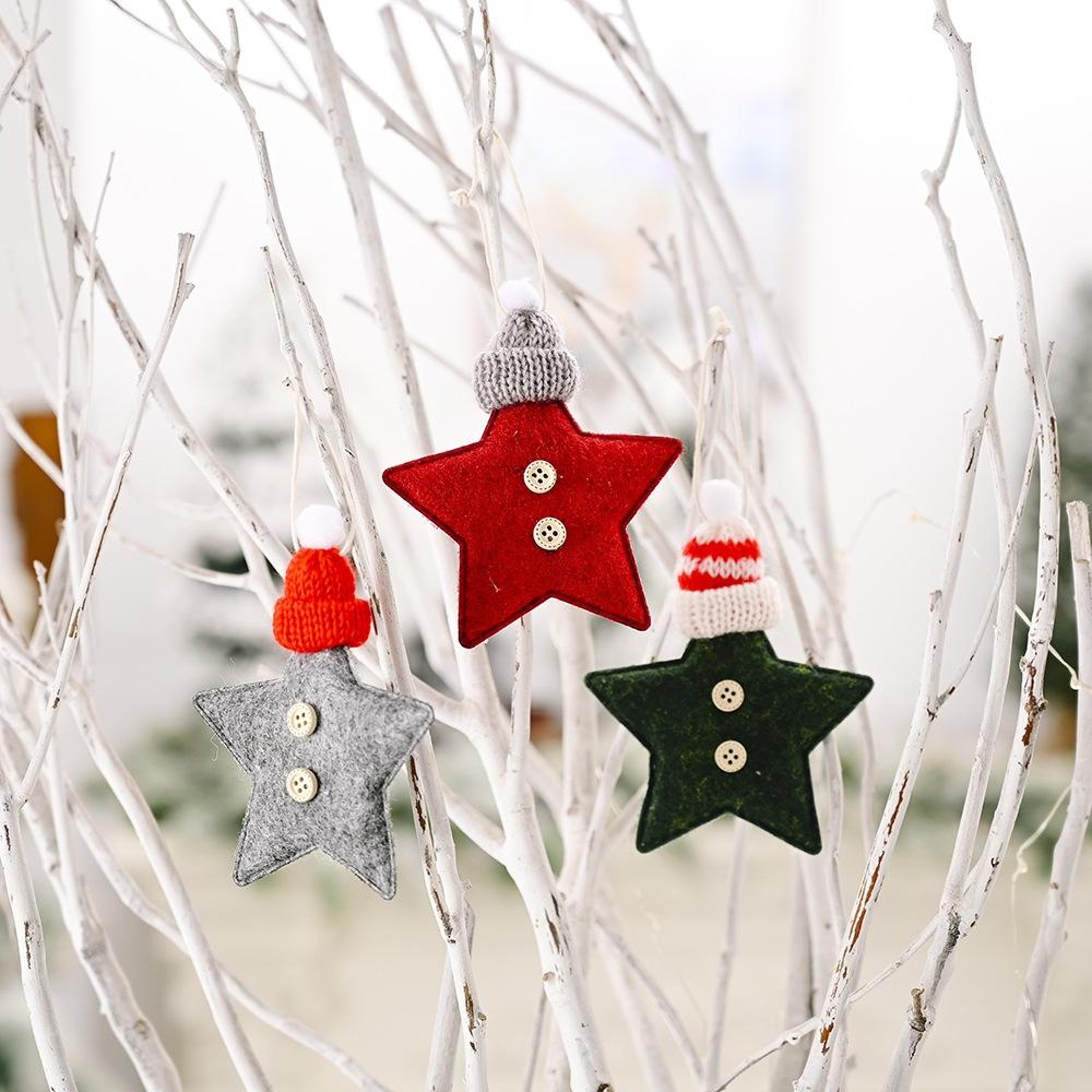 Knitted Star Christmas Tree Ornament With Festive Hat Hanging Decoration 3