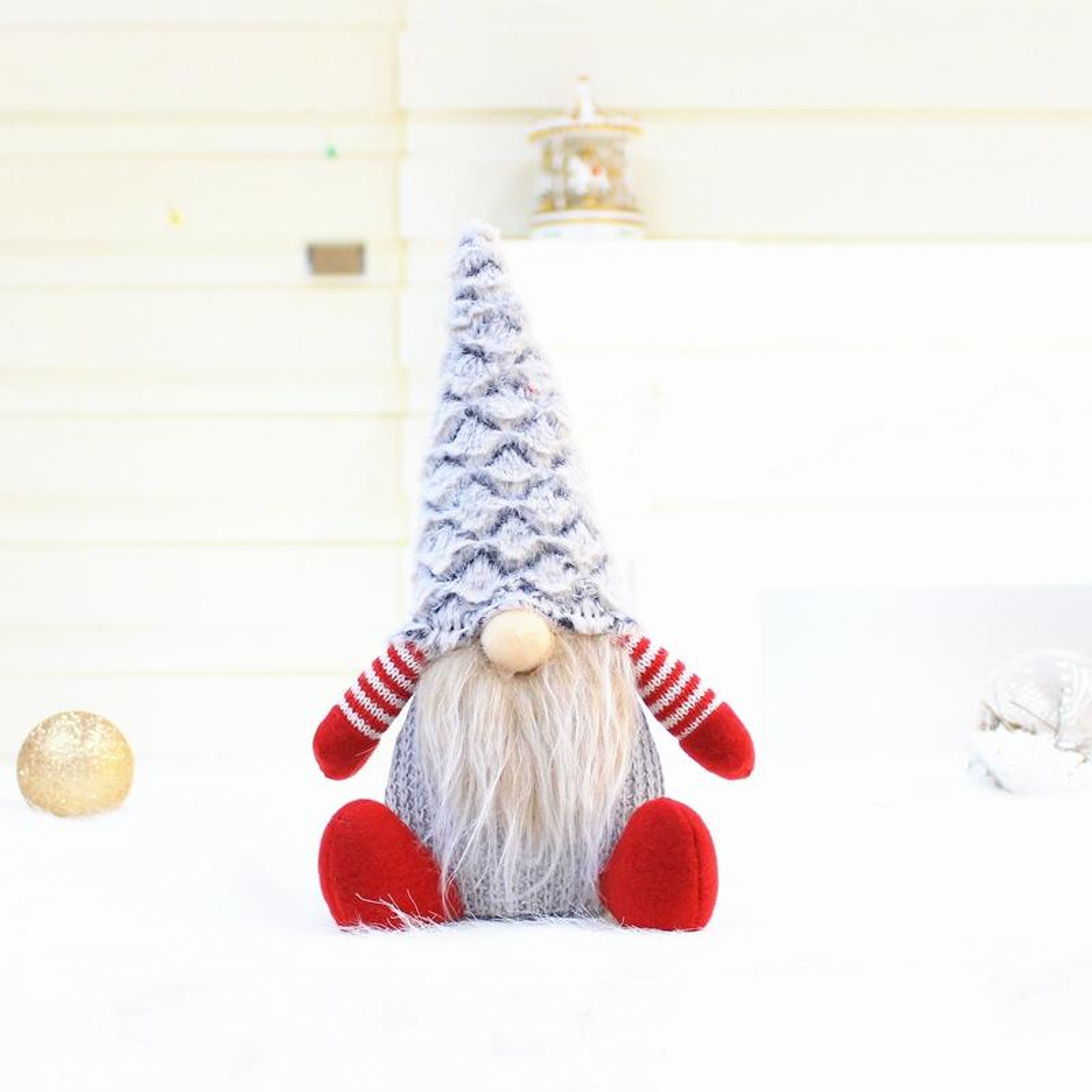 Santa Faceless Christmas Gnome Doll For Festive Home And Table Decor 5
